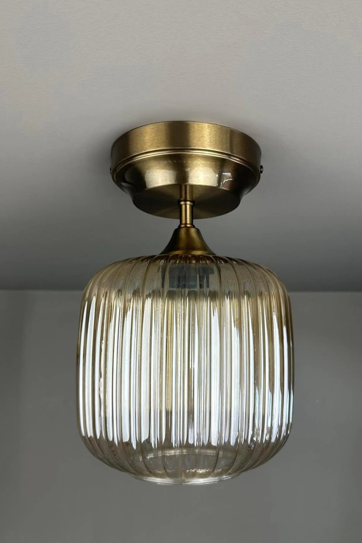 Mopa Bal Rengi Kalın Piramit Avize İç Mekan Aydınlatma Dekoratif Mutfak Hol Cafe Ofis