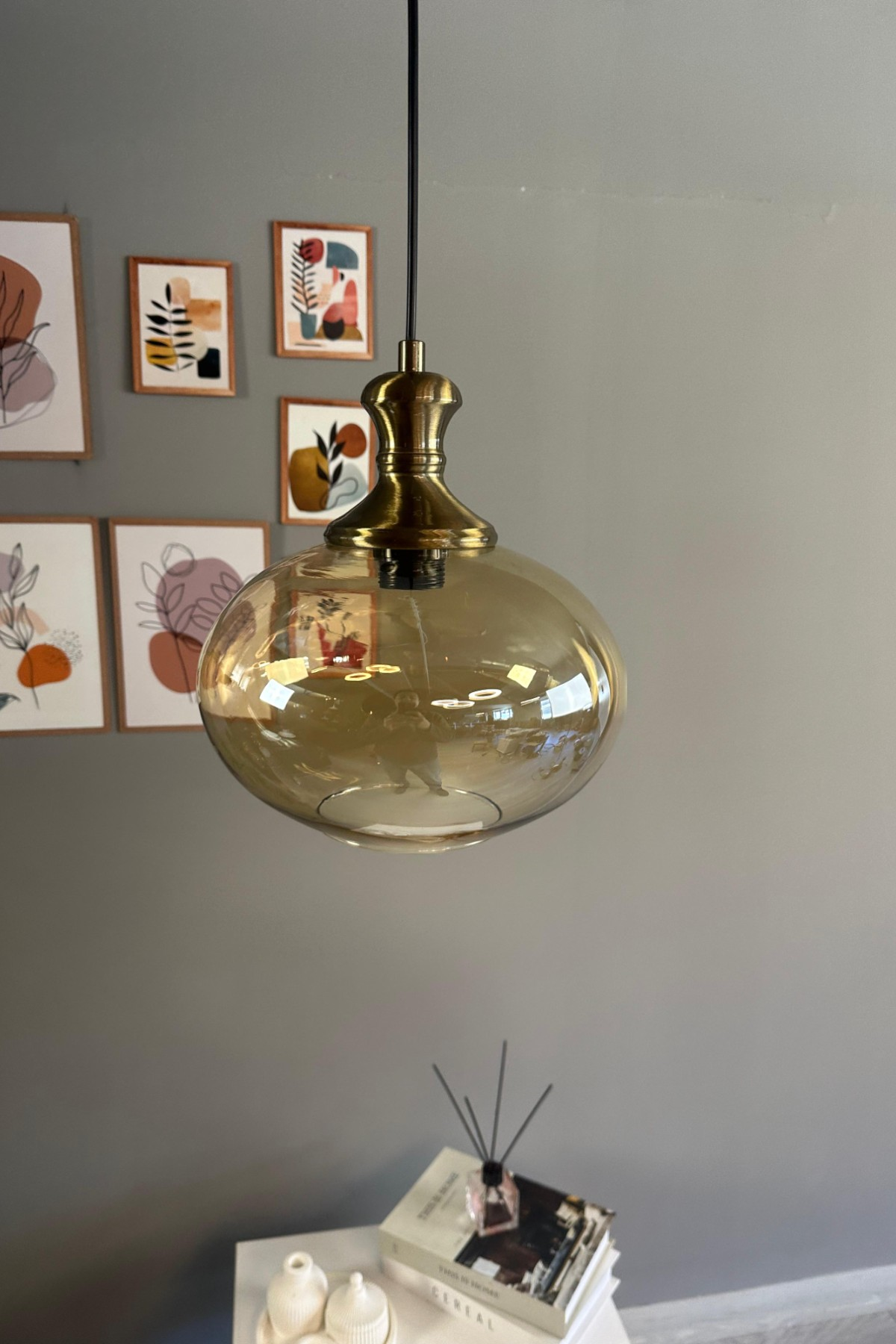 Solvia Cam Bal Rengi Tekli Avize Eskitme Tokmak Başlık Retro Sarkıt Lamba Salon Aydınlatma