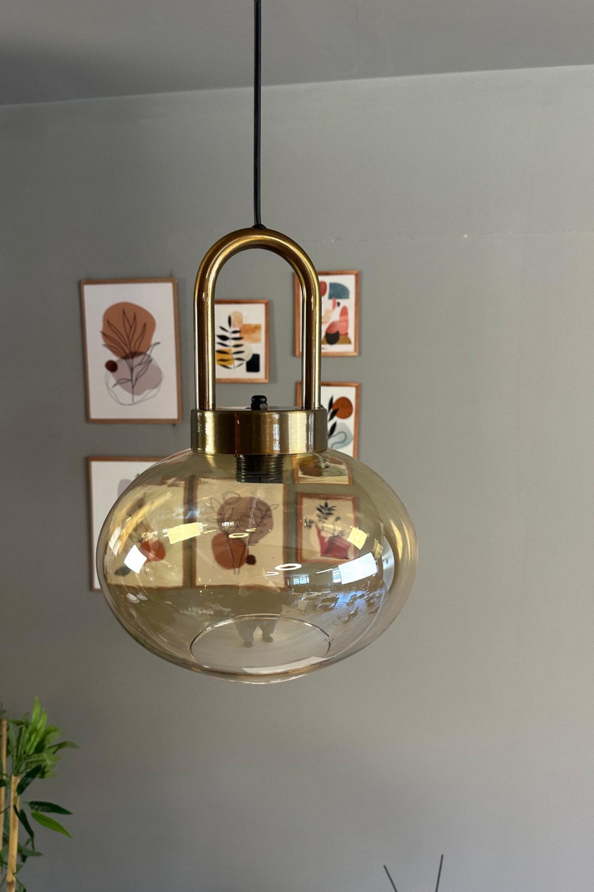 Solvia Cam Bal Rengi Tekli Avize Eskitme Kilit Kafa Başlık Retro Sarkıt Lamba Salon Aydınlatma
