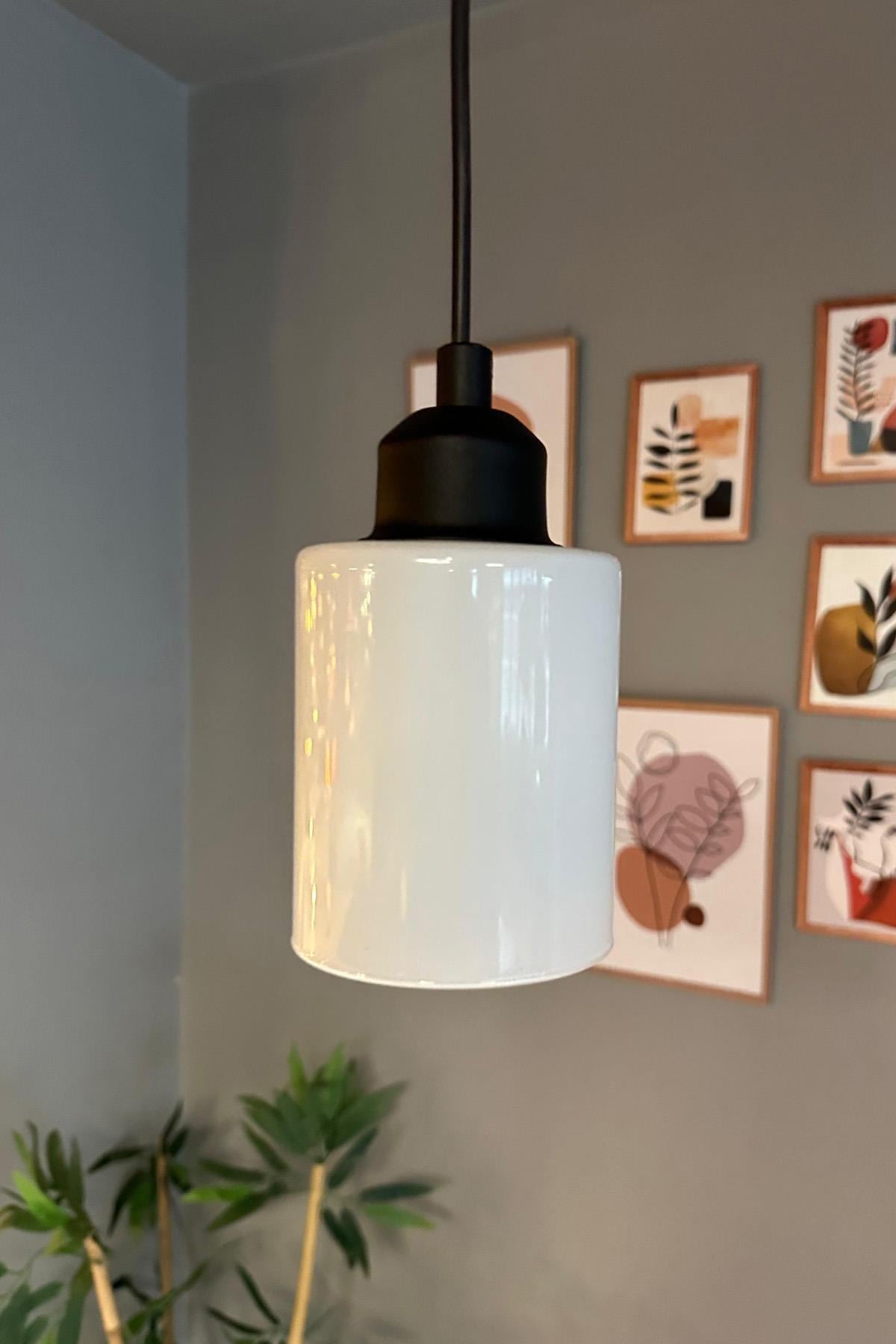 Tiny Beyaz Cam Tekli Avize Siyah Yarım Lale Başlık Retro Sarkıt Lamba Restoran Salon Aydınlatma