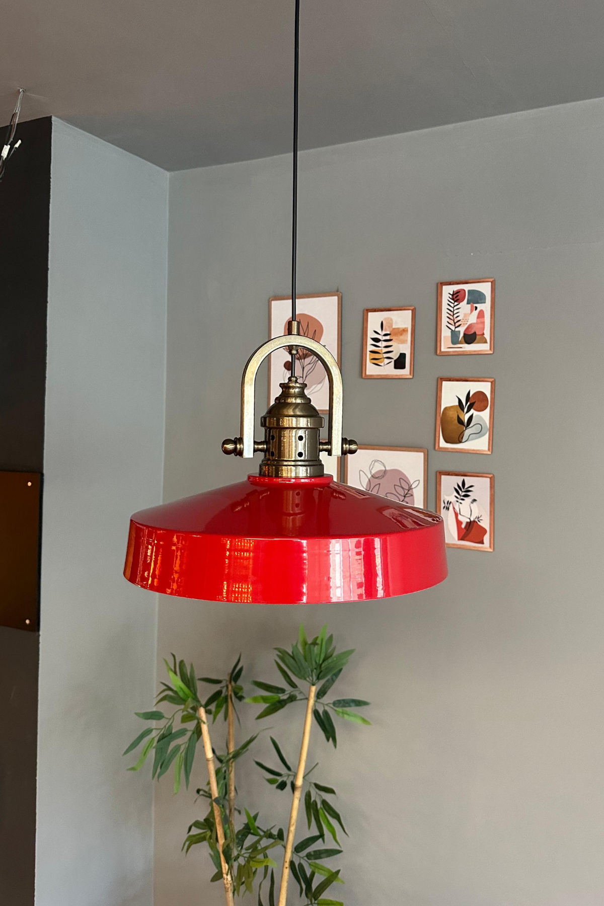 Açe Kırmızı Tekli Delikli Eskitme Başlık Avize Retro Sarkıt Ofis Showroom Salon Mutfak Avizeleri