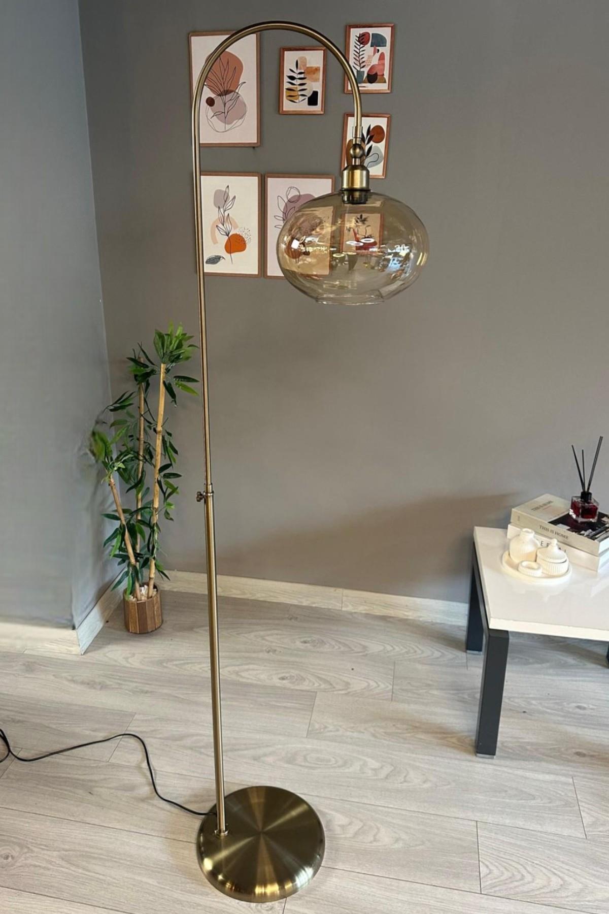 Cam Bal Rengi Lambader Modern Oturma Odası