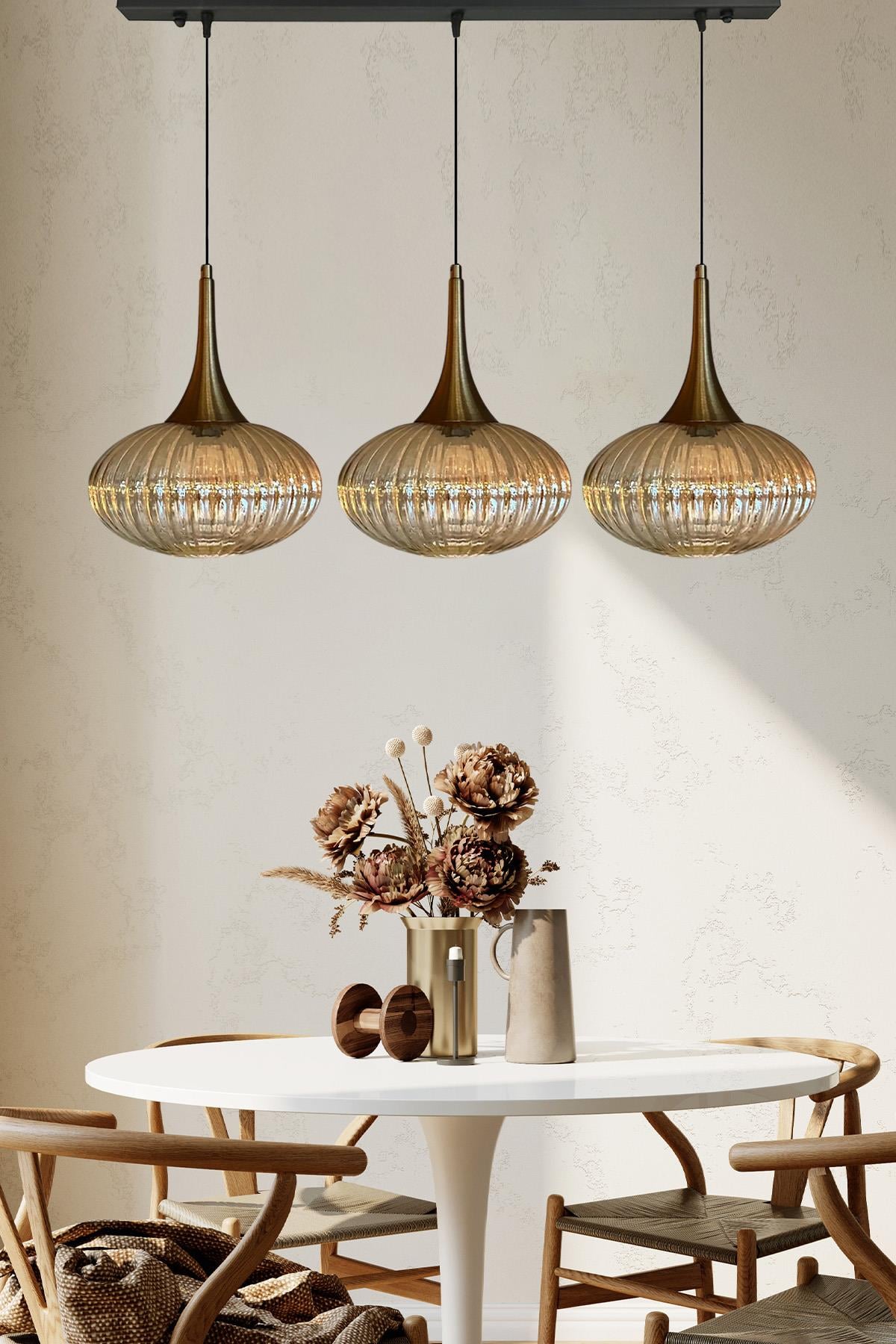 Elegant Cam Bal Rengi Avize Üçlü Eskitme Külah Başlık Sarkıt Lamba Restoran Salon Aydınlatma