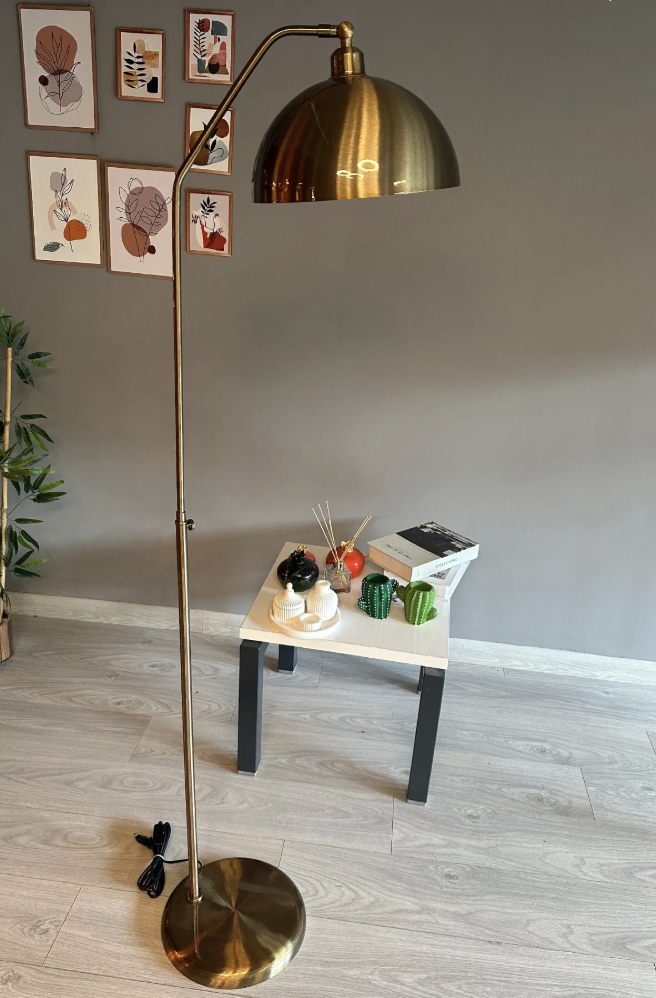 Eskitme Lambader Hareketli Başlık Modern Dekoratif Metal Oturma Odası Çalışma Odası Zemin Lambası