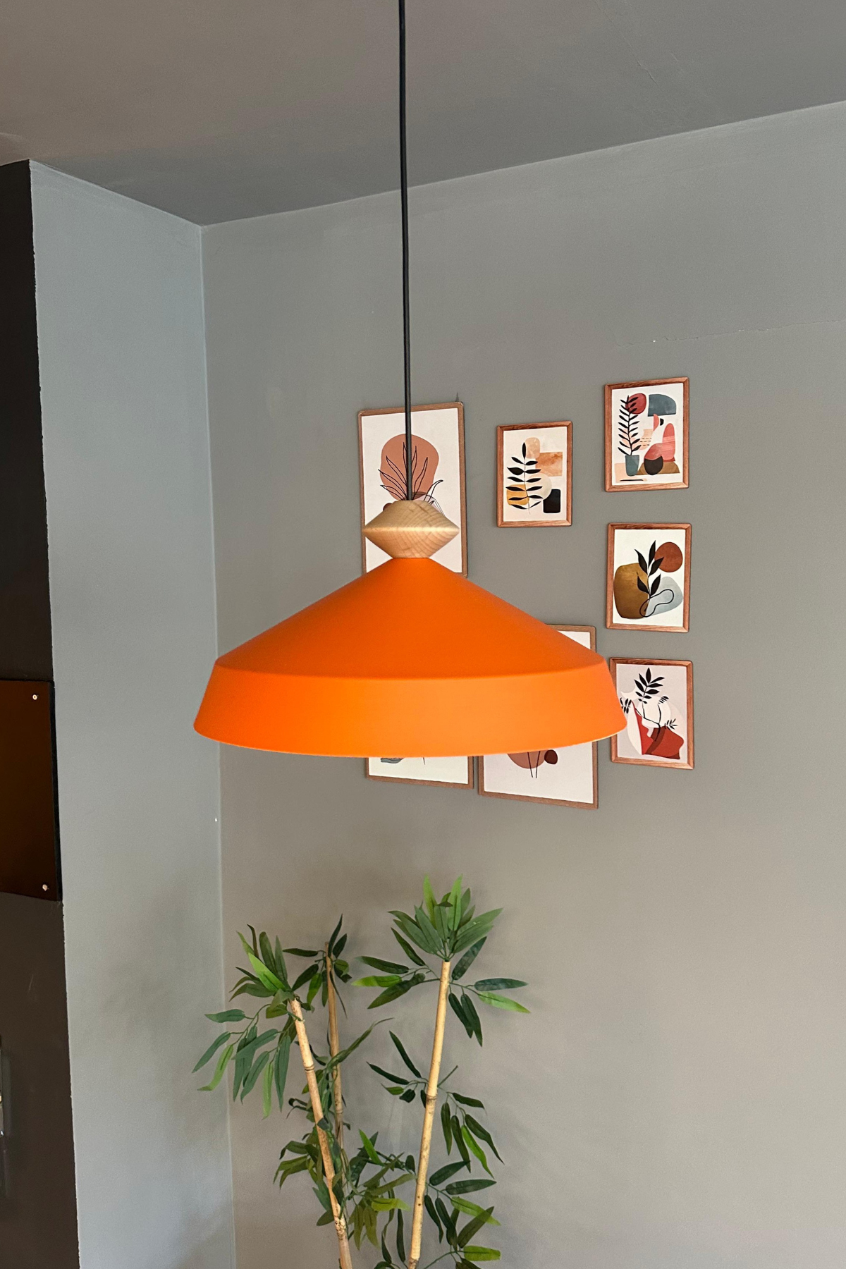 Lema Turuncu Tekli Avize Ahşap Topaç Başlık Sarkıt Lamba Restoran Cafe Salon Avizeleri