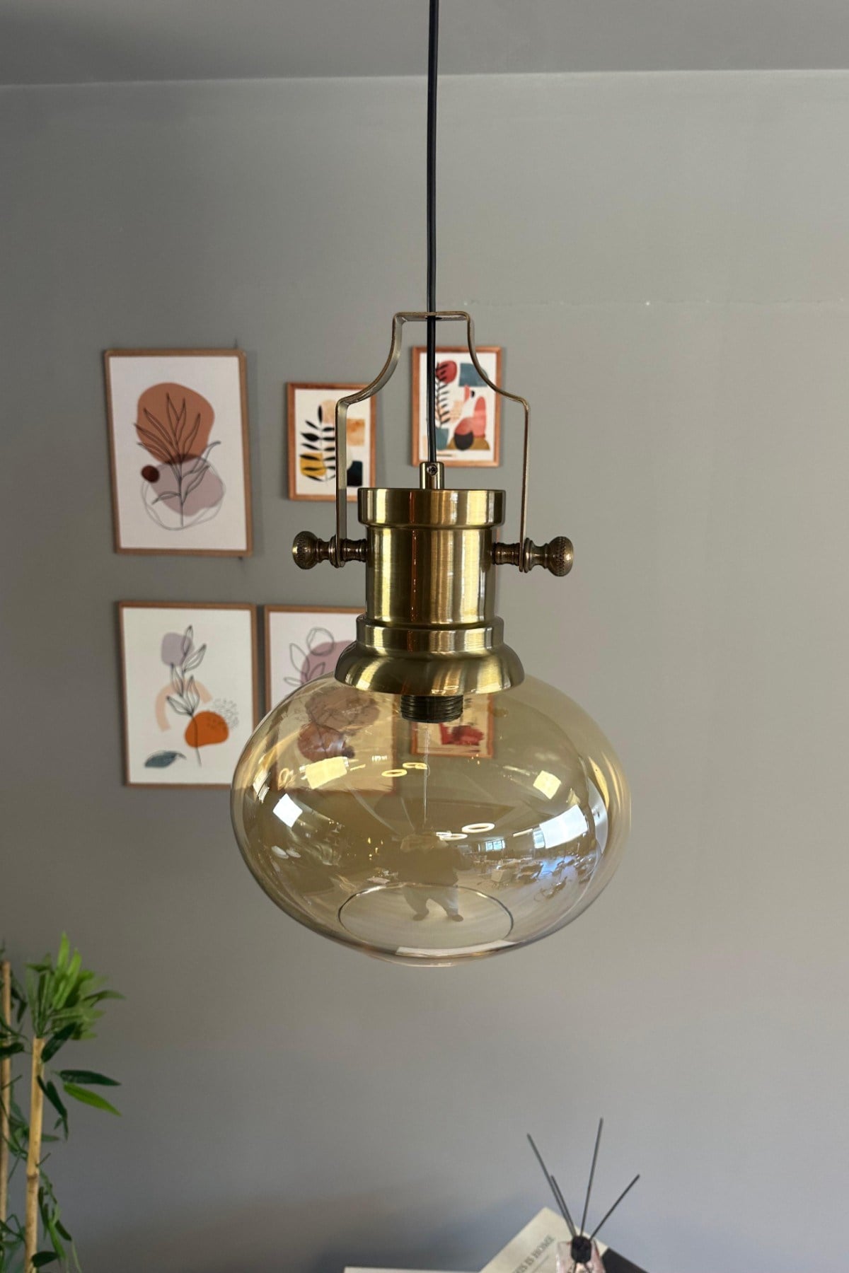 Solvia Cam Bal Rengi Tekli Avize Silindir Eskitme Başlık Retro Sarkıt Lamba Salon Aydınlatma