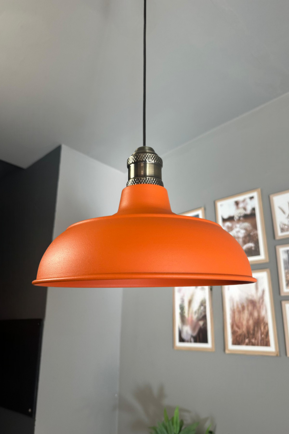 Veluna Turuncu Tekli Eskitme Lale Başlık Avize Retro Sarkıt Ofis Showroom Salon Mutfak Avizeleri