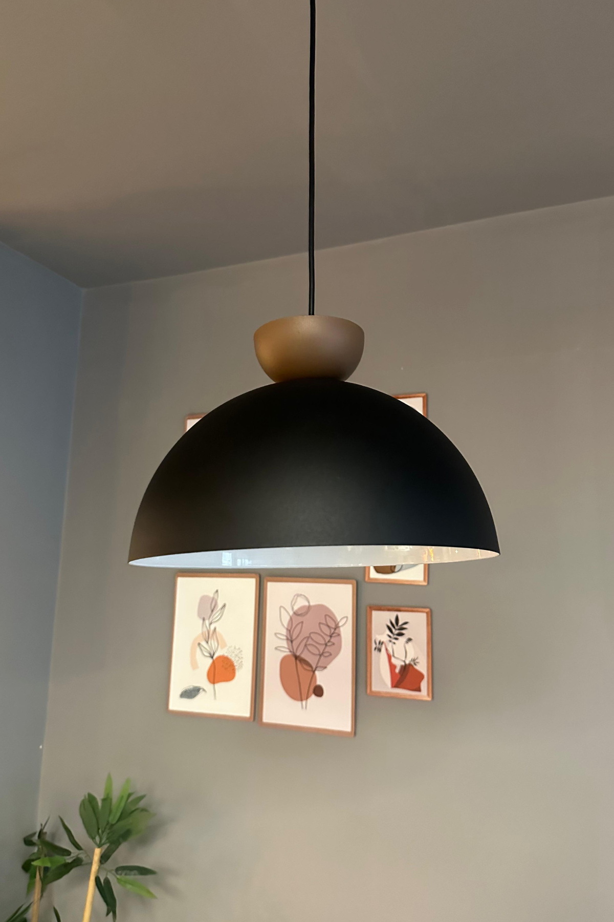 Yimpi Avize Tekli Sarkıt Sütlü Kahve Şapkalı Başlık Salon Kuaför Cafe Dekoratif Aydınlatma Pastane
