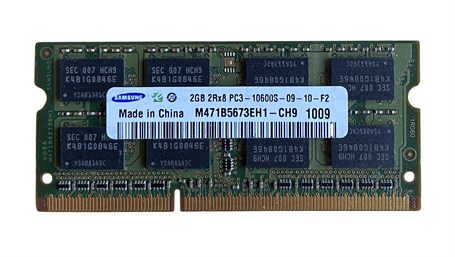 Samsung 2GB 2Rx8 DDR3 10600S-9-10-F2 Notebook Ram (İkinci El)
