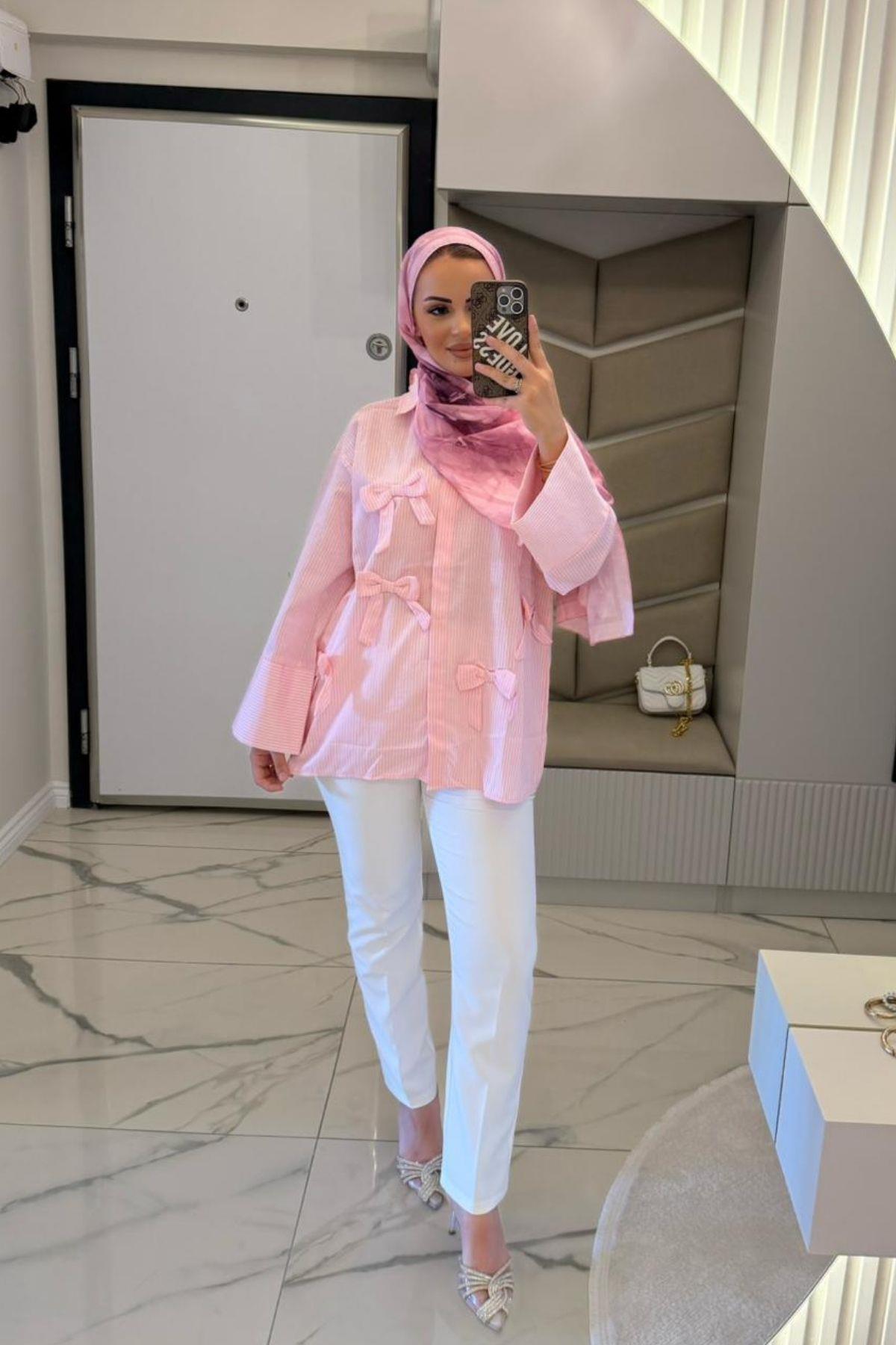 Kadın Pembe Fiyonk Detaylı Çizgili Gömlek