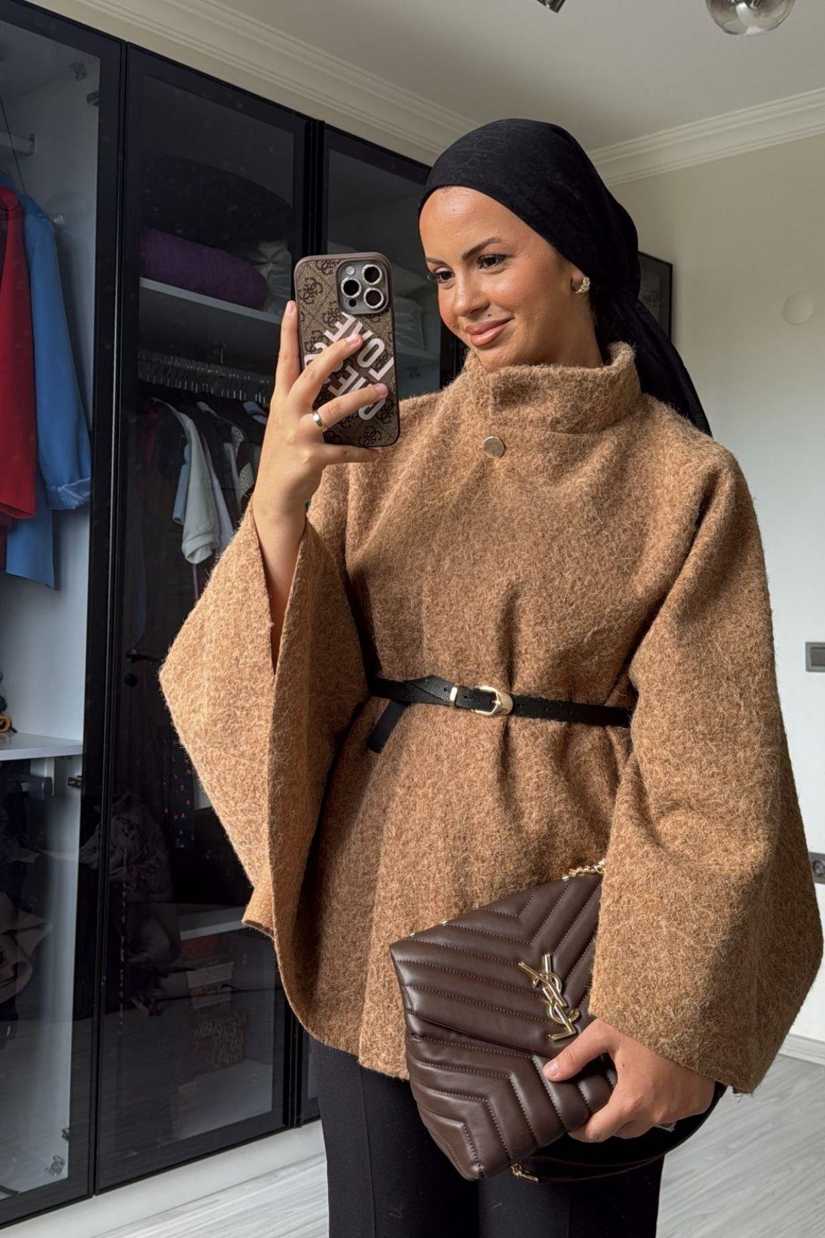 Kadın Camel Yarasa Kol Kırçıllı Kaban