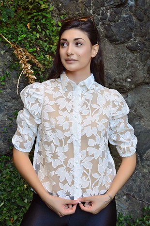 Kadın Beyaz Fakir Kol Çiçek Desenli Tül Gömlek - Megapol Giyim