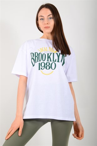 Kadın Beyaz Brooklyn Baskılı Tişört 3719