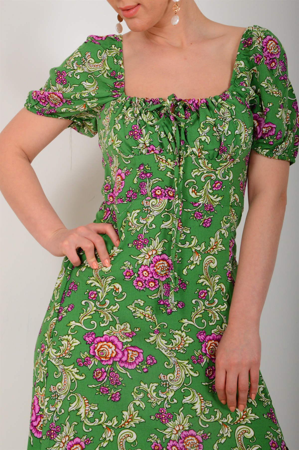 Kadın Yeşil Kare Yaka Bağcıklı Elbise 2186