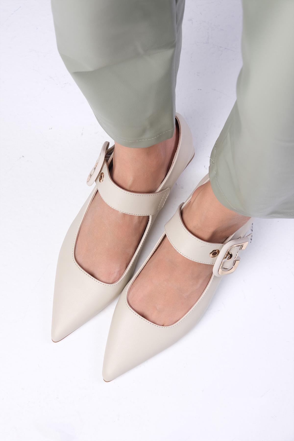 Lilou Beige Short Heels