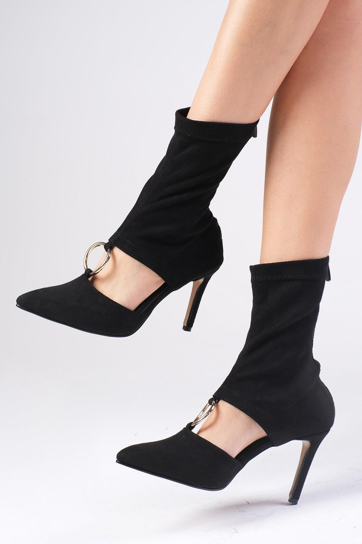Lilya Stretch Black Color Heeled Bootie