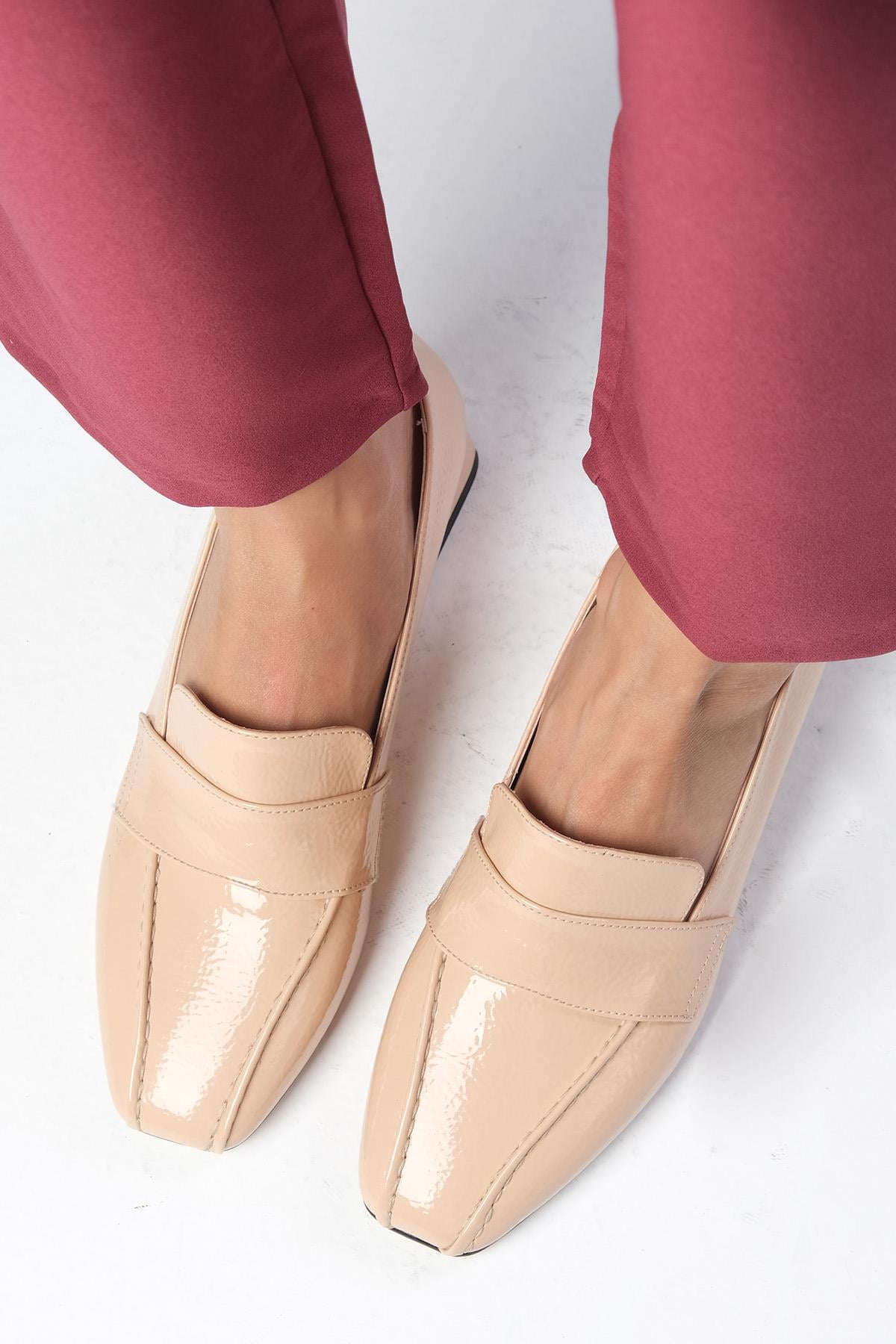 Margot Tan Patent Leather Short Heels