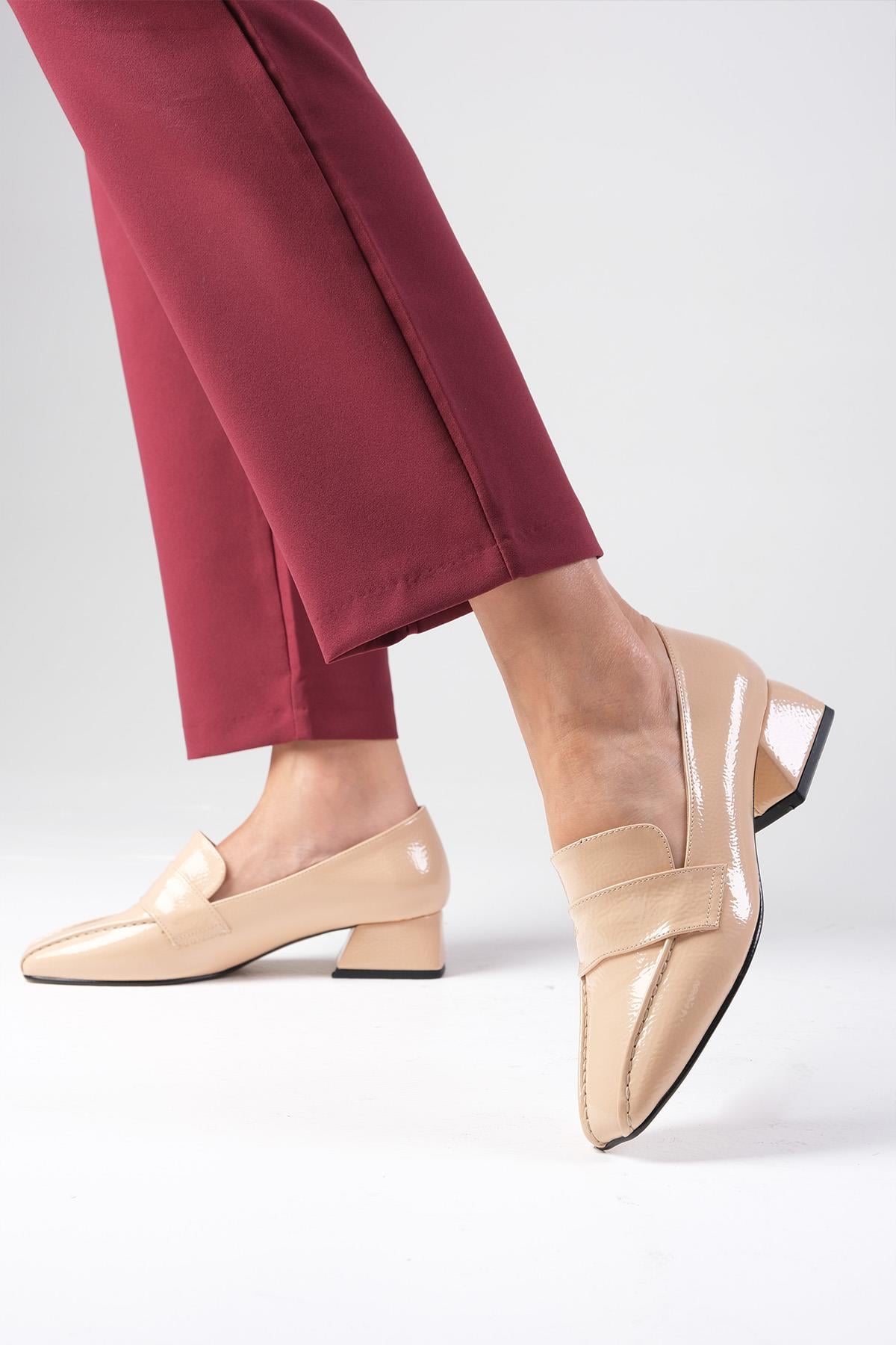 Margot Tan Patent Leather Short Heels