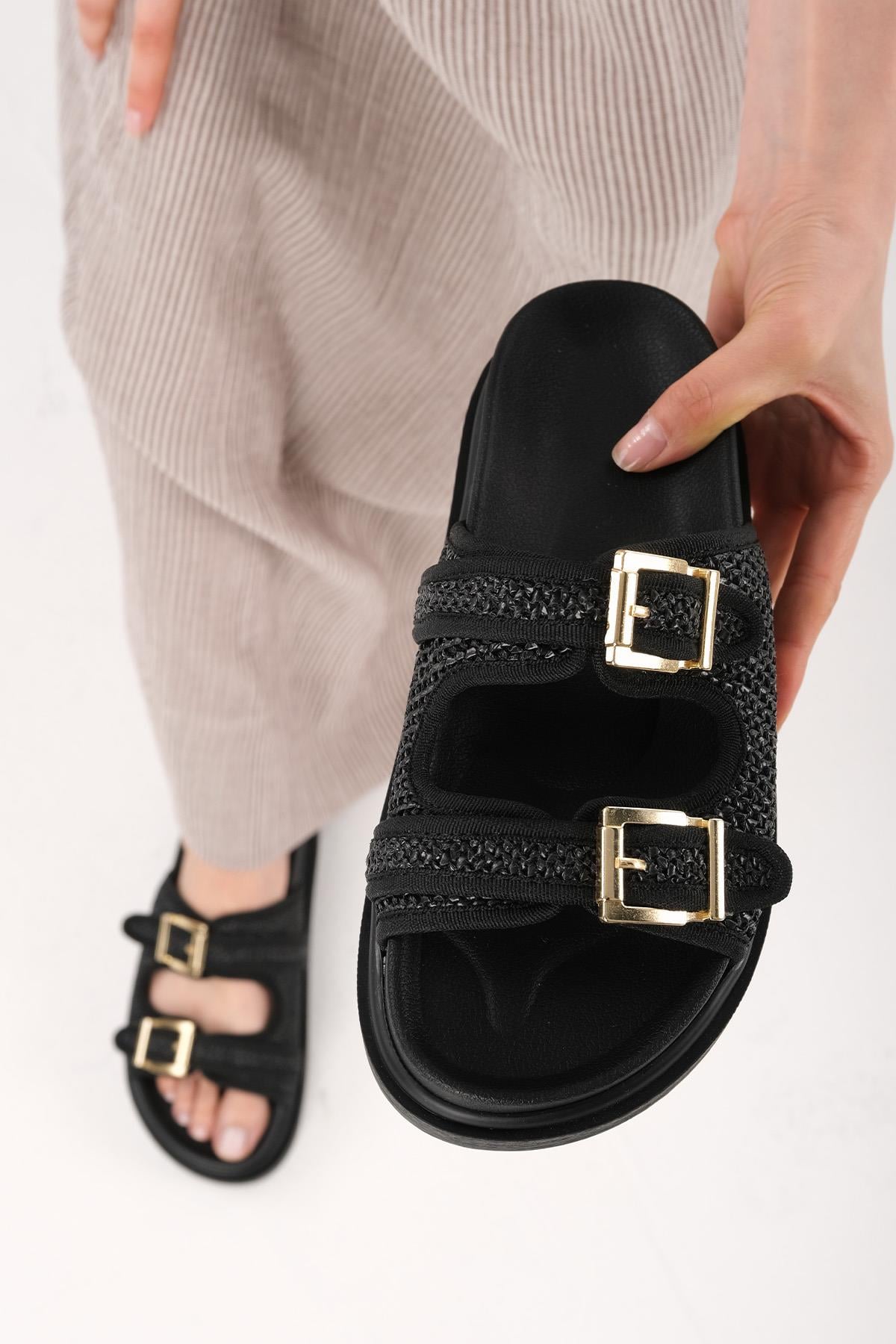 Adara Siyah Renk Hasır Çift Tokalı Terlik