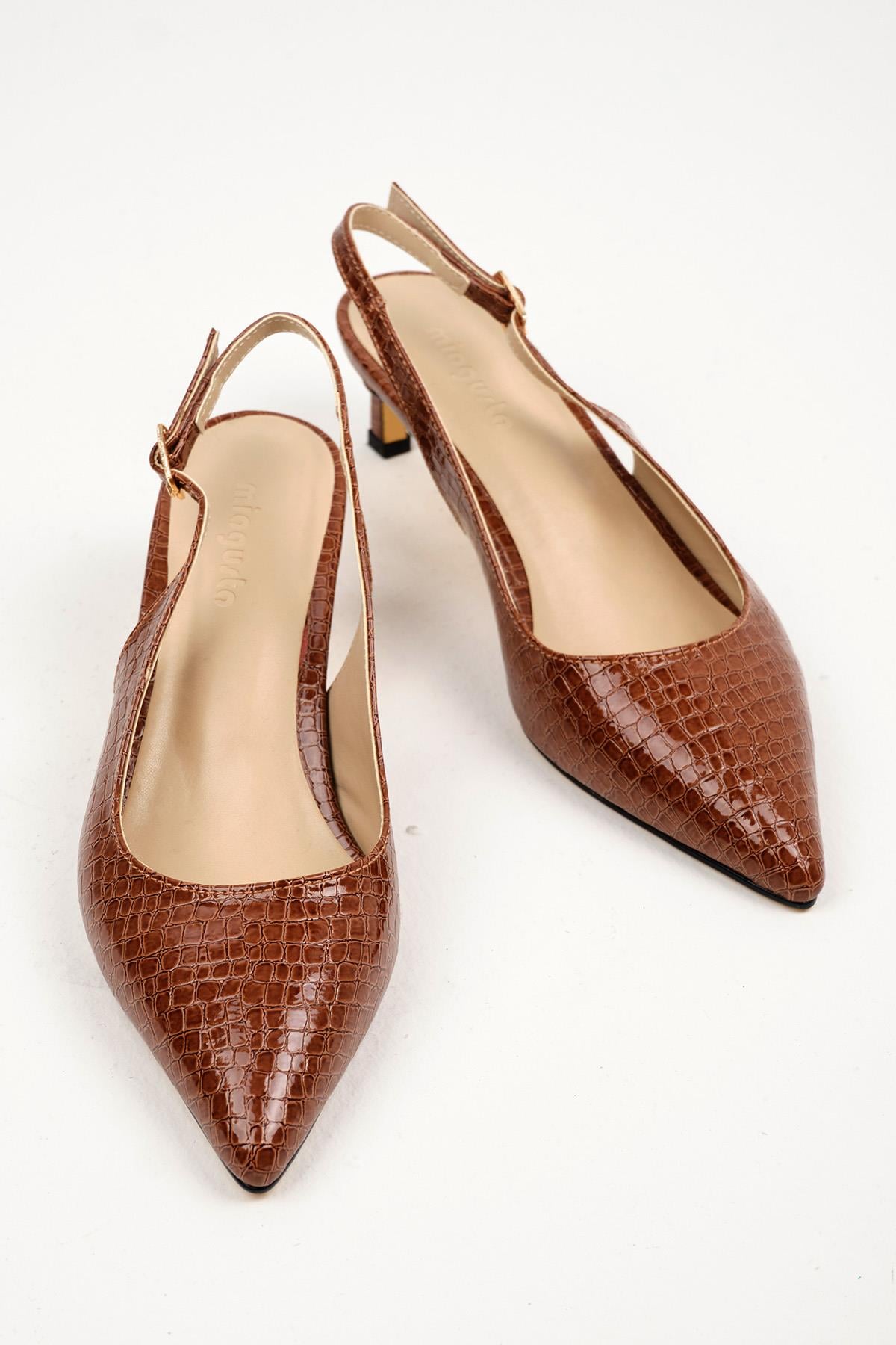 Alisa Brown Short Heels