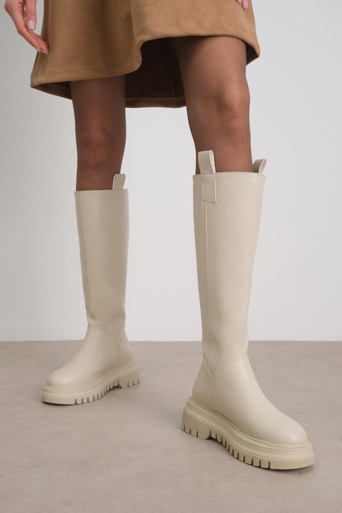 Veronica Bej Renk Fermuarlı Postal Çizme