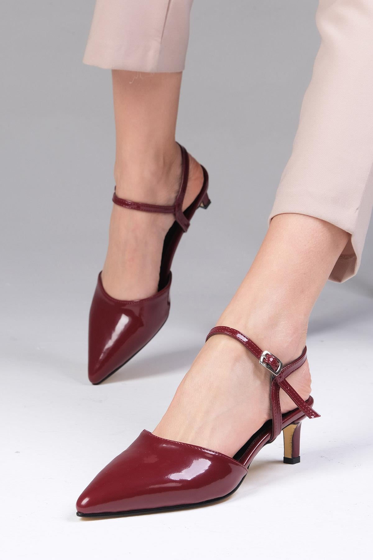 Filippa Bordo Renk Topuklu Ayakkabı