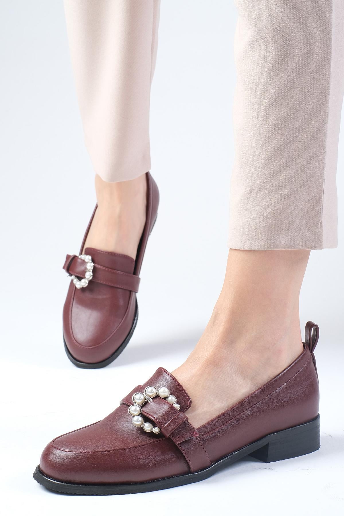 Odila Wine Red Oxford