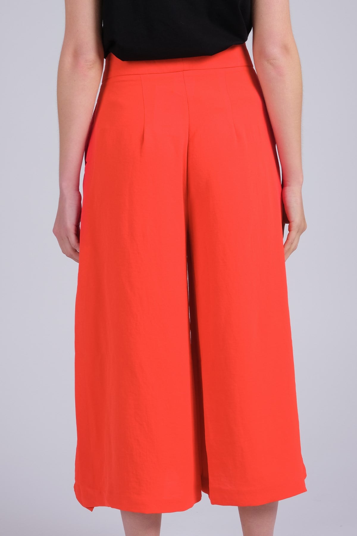 Turuncu Renk Yanları Yırtmaçlı Kadın Pantalon
