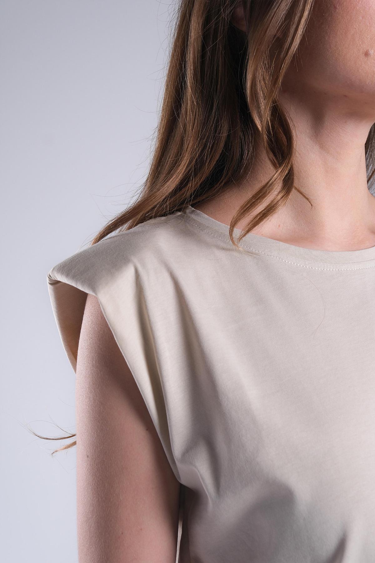 MIOROPA Bej Renk Vatkalı Tişört