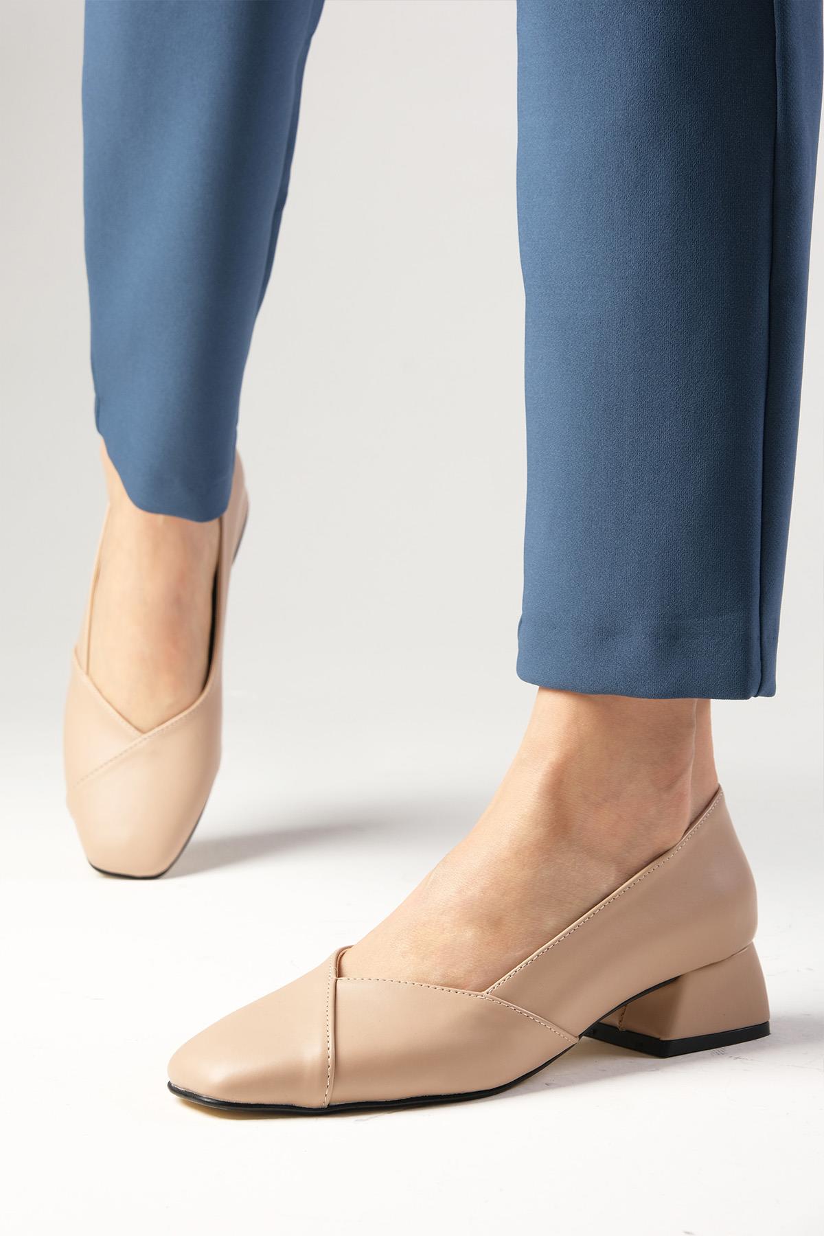 Addison Ten Rengi Kısa Topuklu Ayakkabı