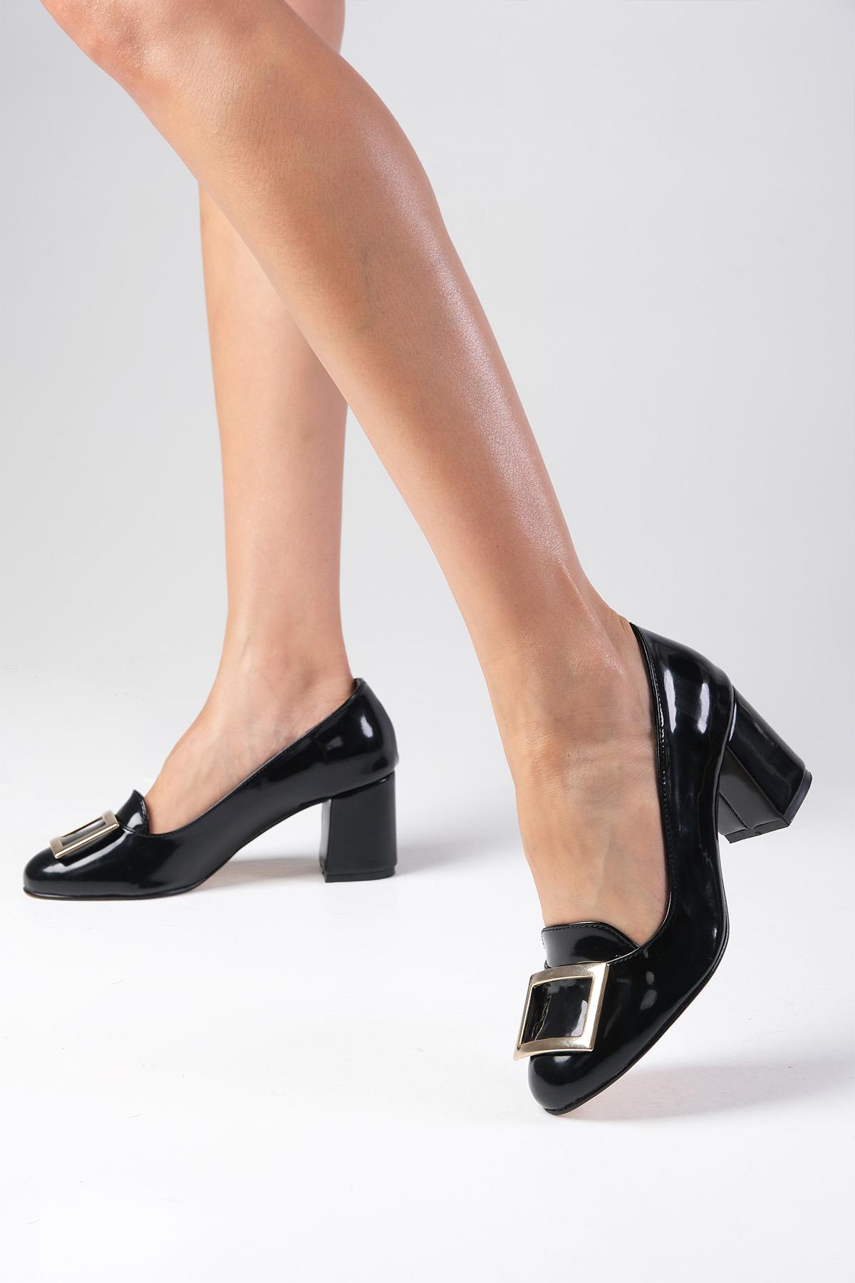 Adela Siyah Renk Topuklu Ayakkabı
