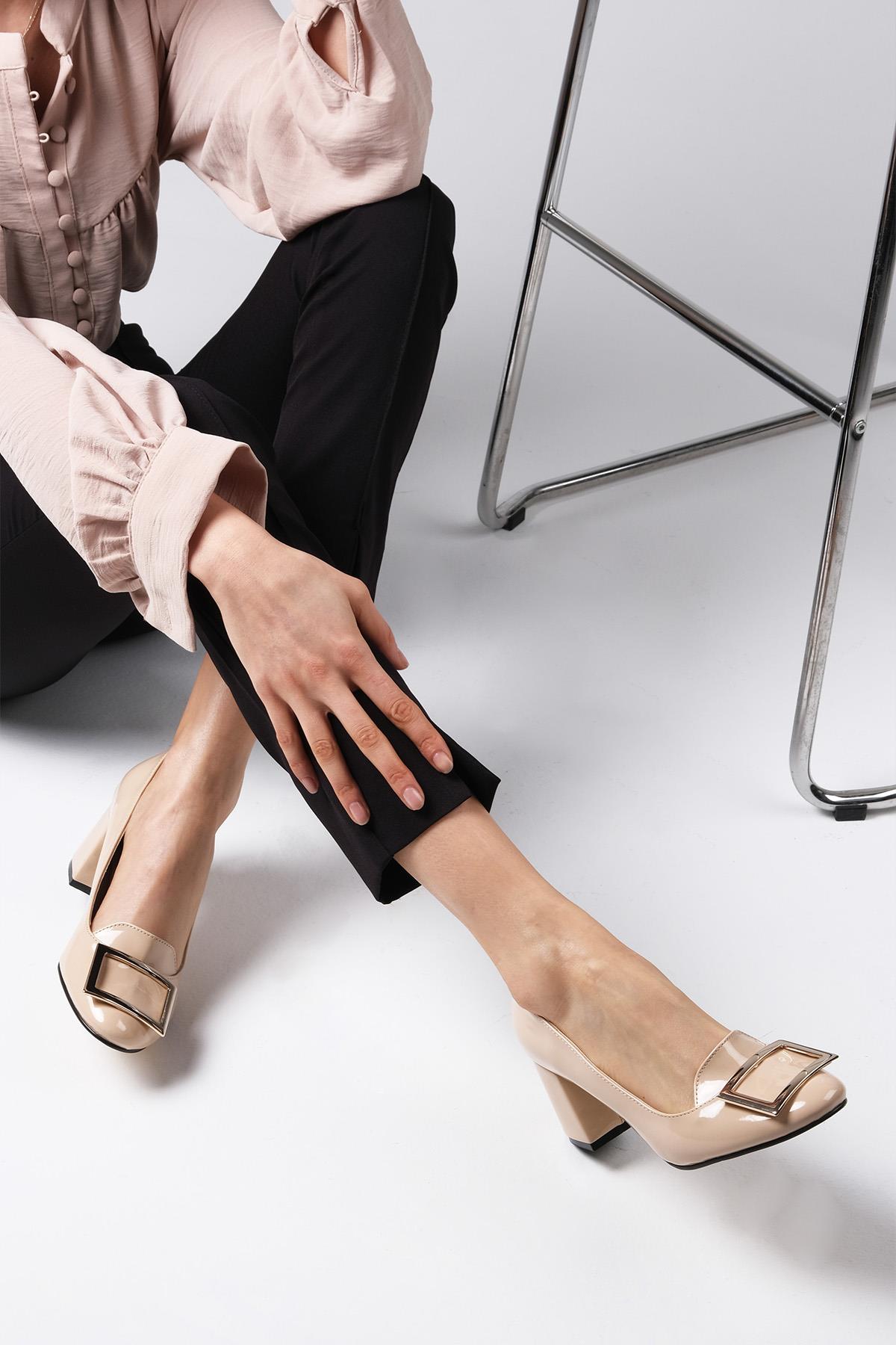 Adela Ten Rengi Topuklu Ayakkabı