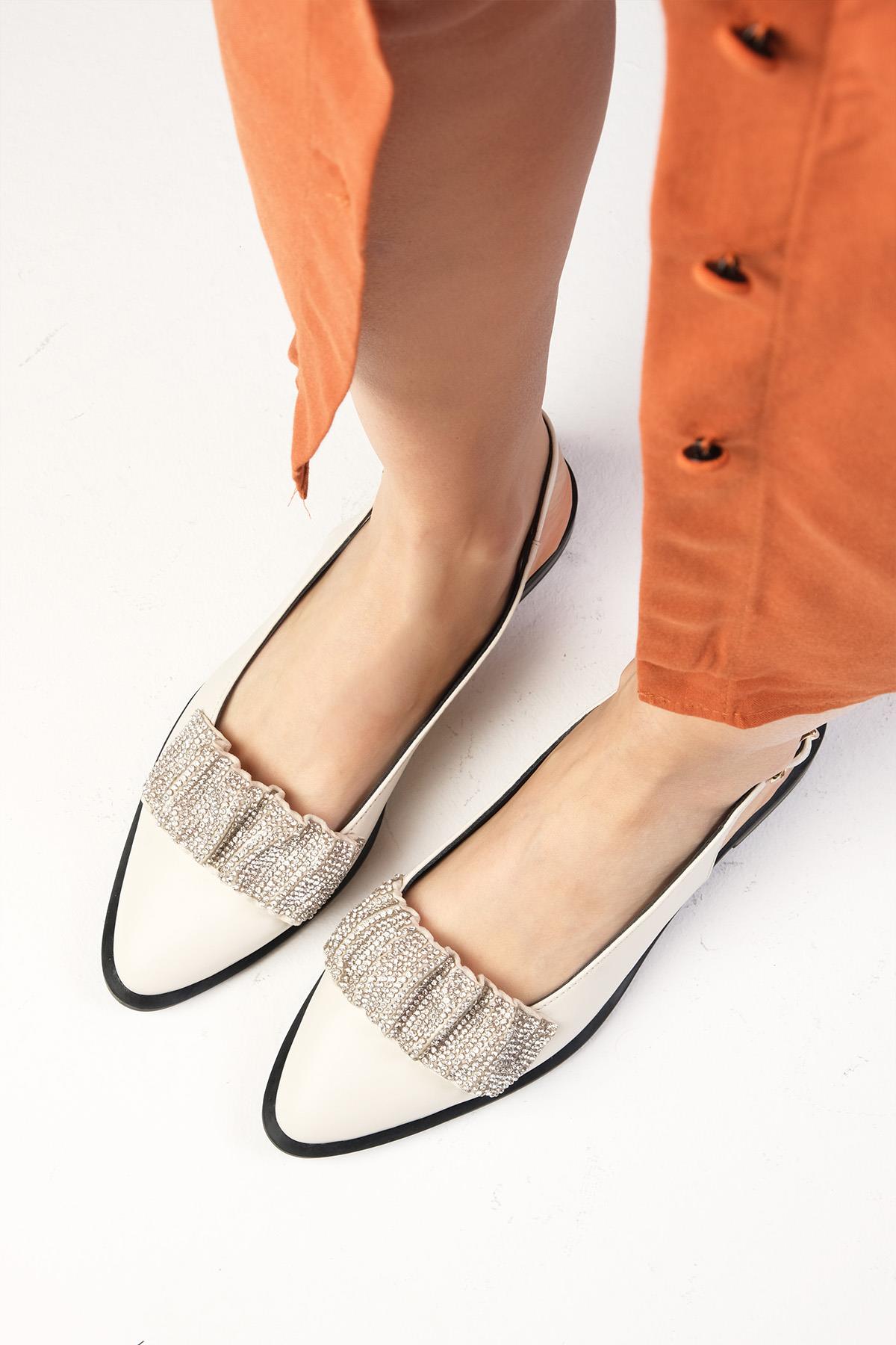 Aisha Hakiki Deri Büzgü Taş Bantlı Bej Babet