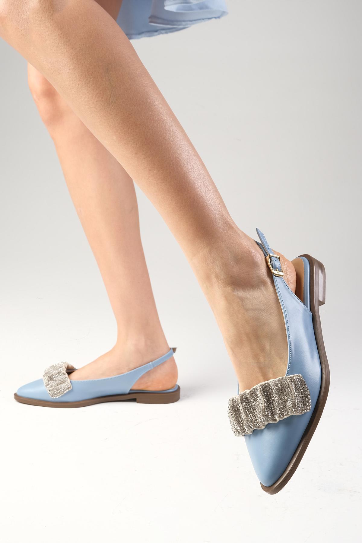 Aisha Mavi Renk Büzgülü Taş Bantlı Babet