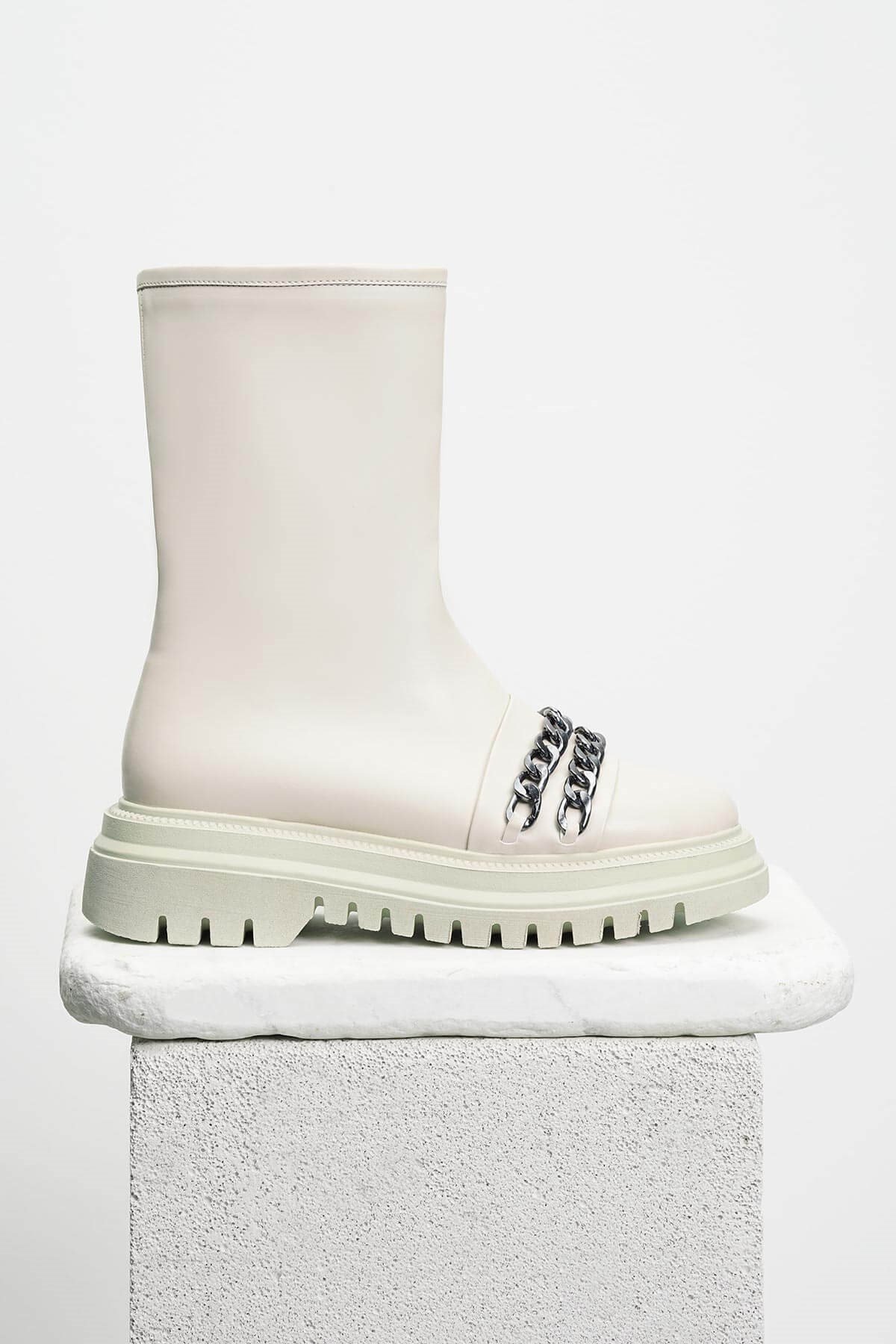 Albina Bej Zincirli Bot