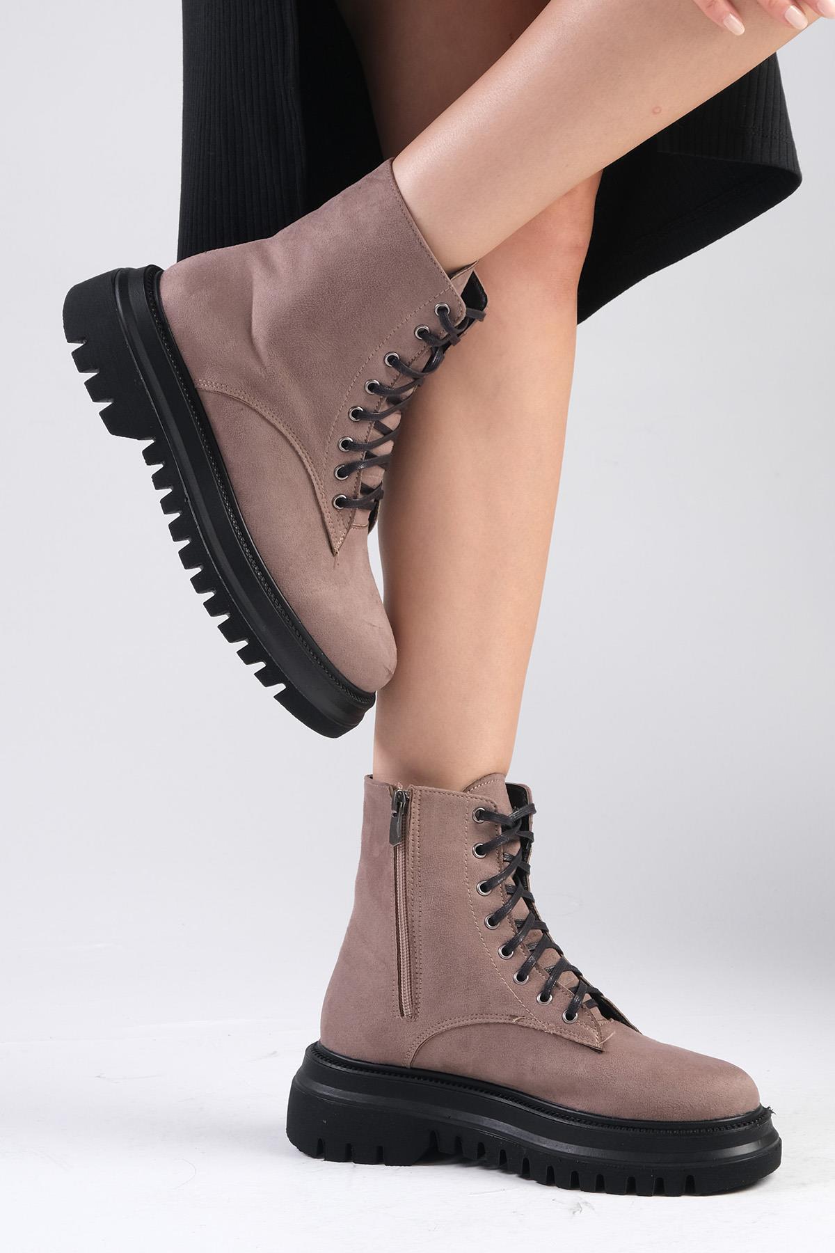 Alex Vizon Renk Postal Bot