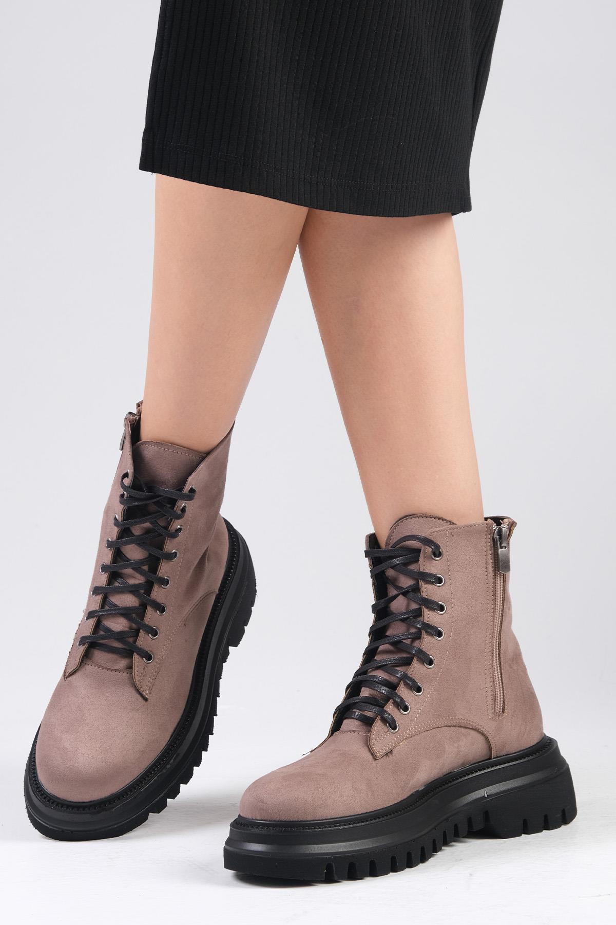 Alex Vizon Renk Postal Bot