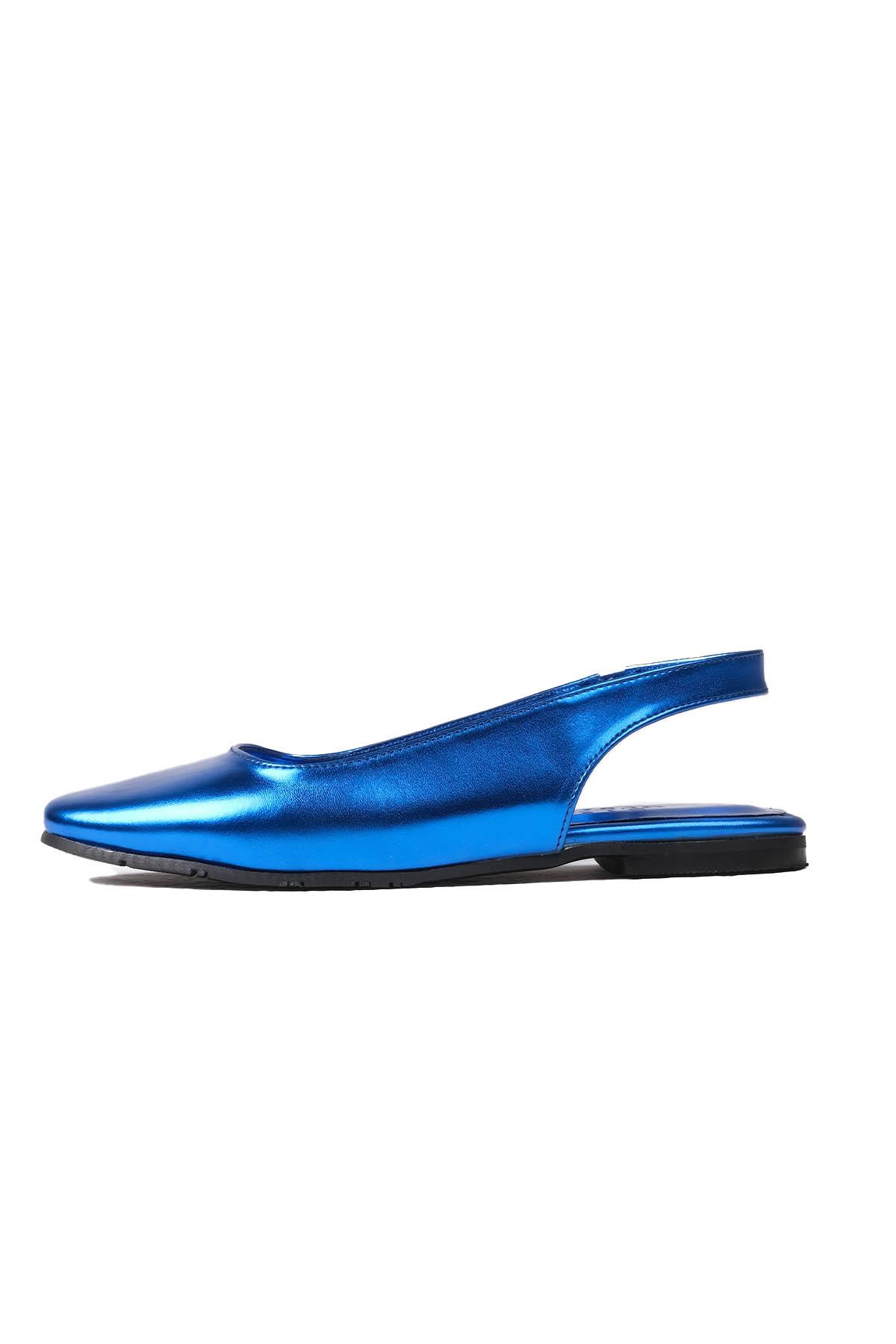 Ally Saks Mavi Renk Küt Burun Babet