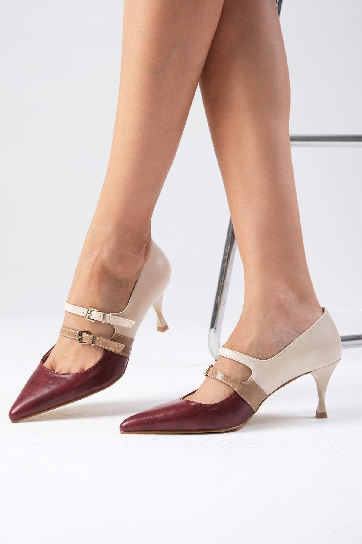 Amber Bordo Renk Topuklu Ayakkabı