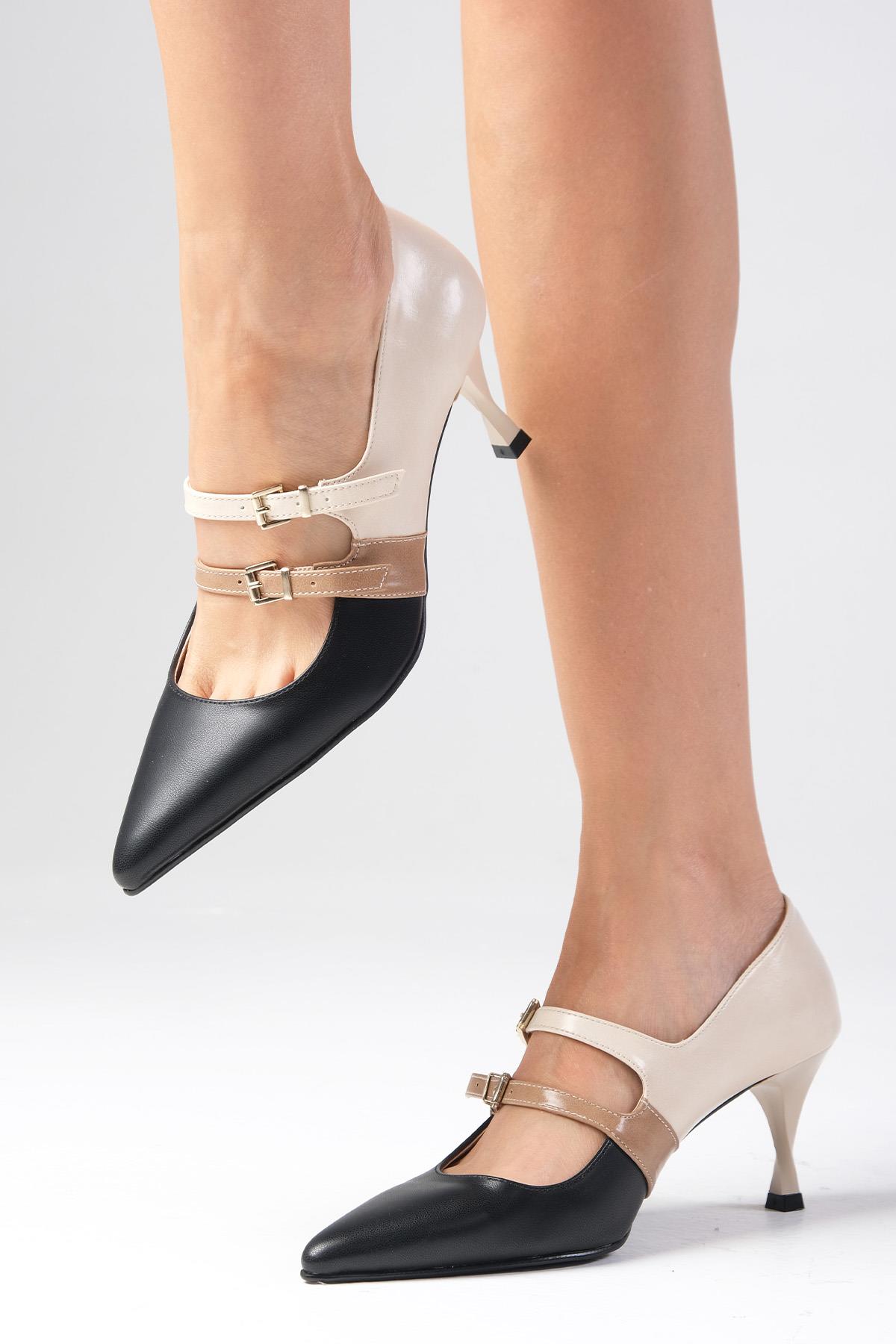 Amber Siyah Renk Topuklu Ayakkabı