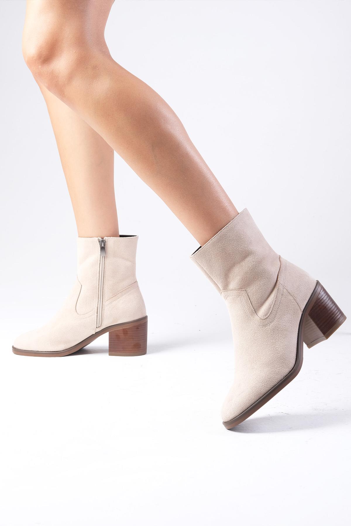 Amory Bej Renk Kalın Topuklu Bot