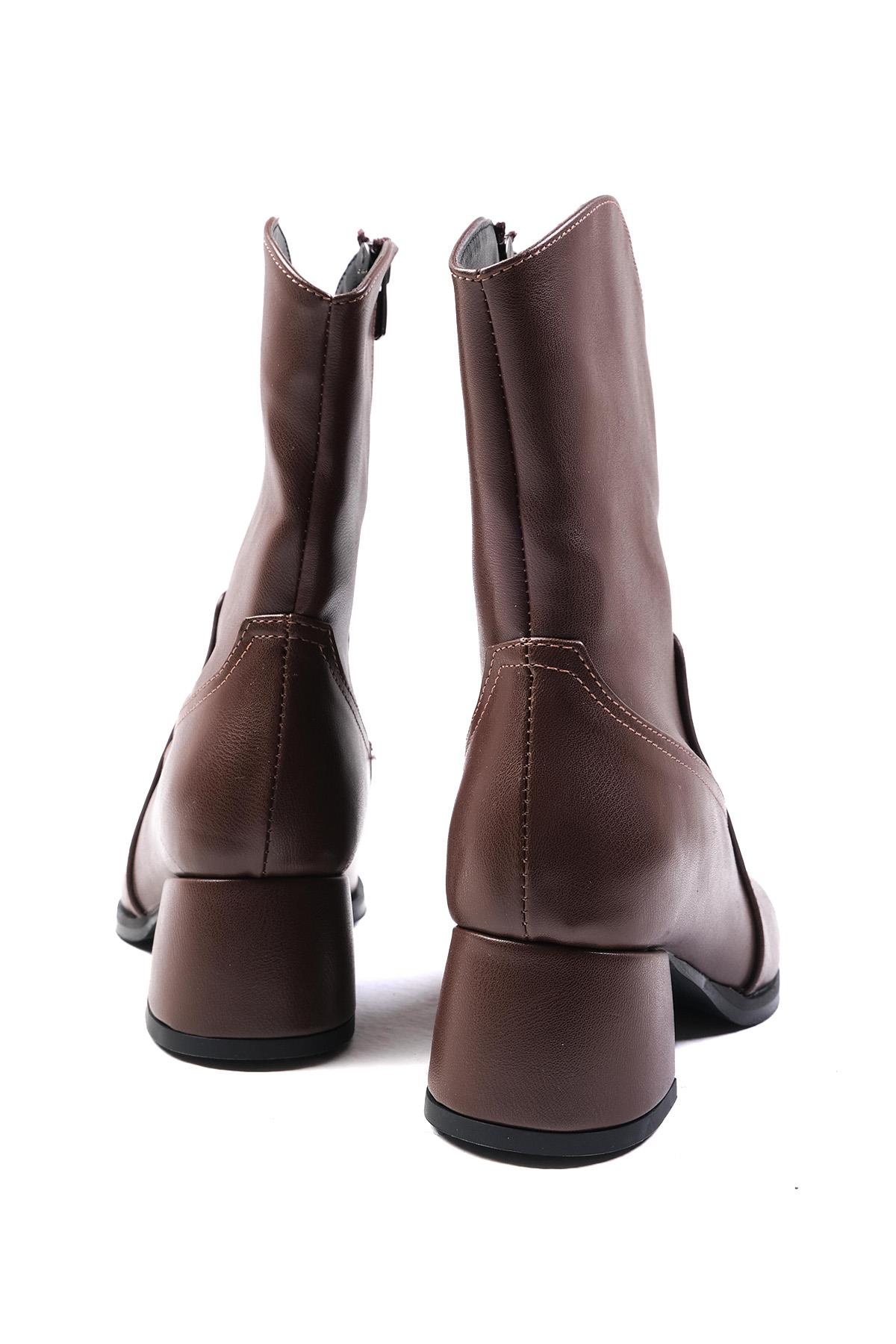 April Kahverengi Oval Burunlu Topuklu Bot