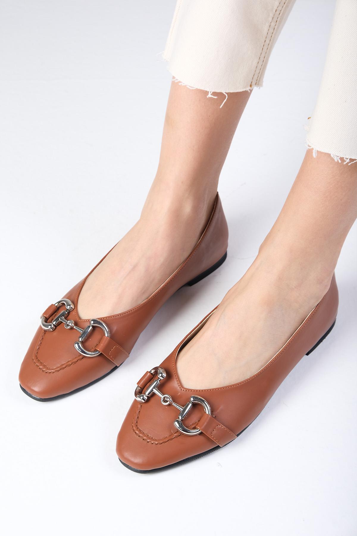 Aretha Taba Renk Küt Burun Babet