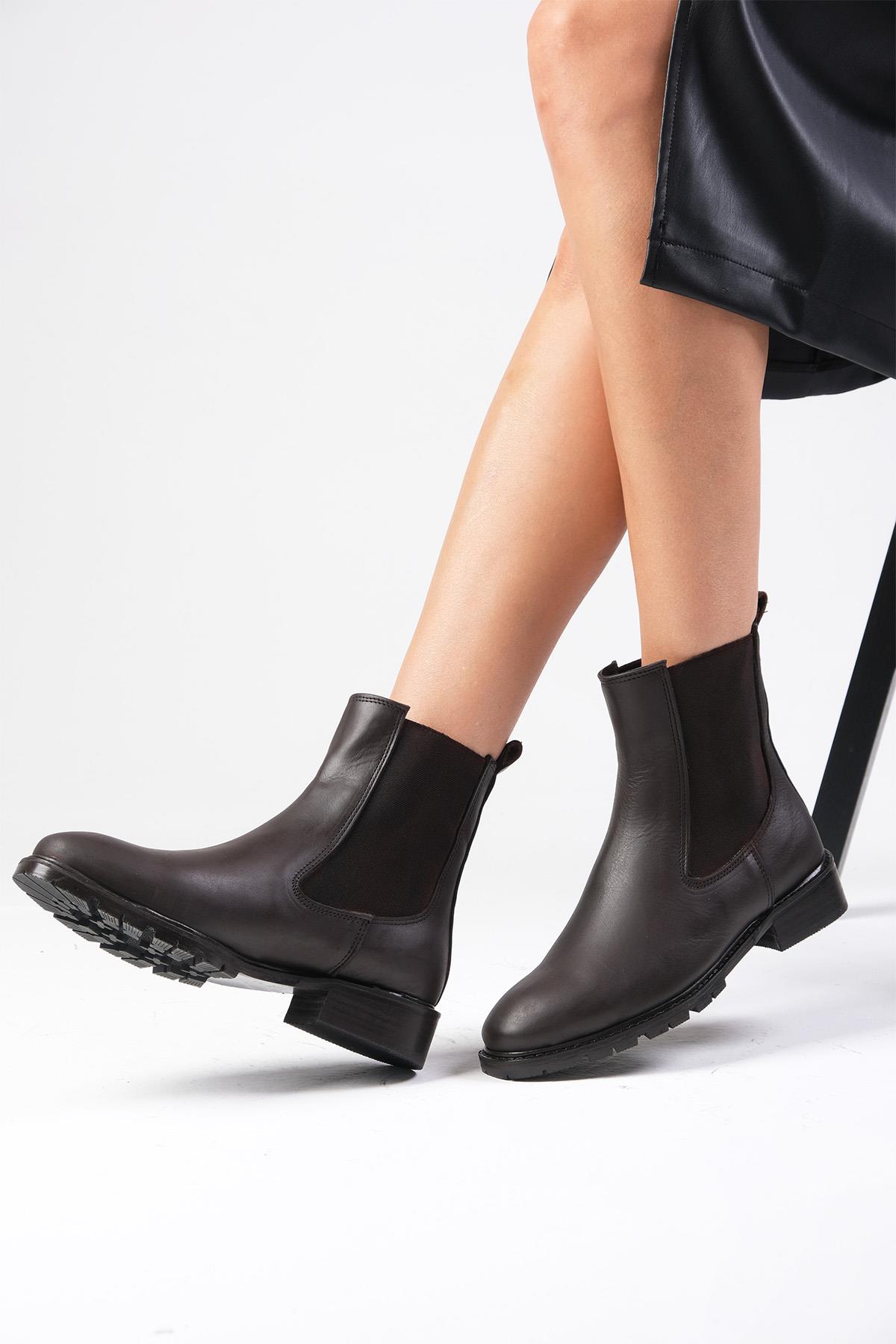 Ario Oval Burun Kahverengi Lastikli  Bot