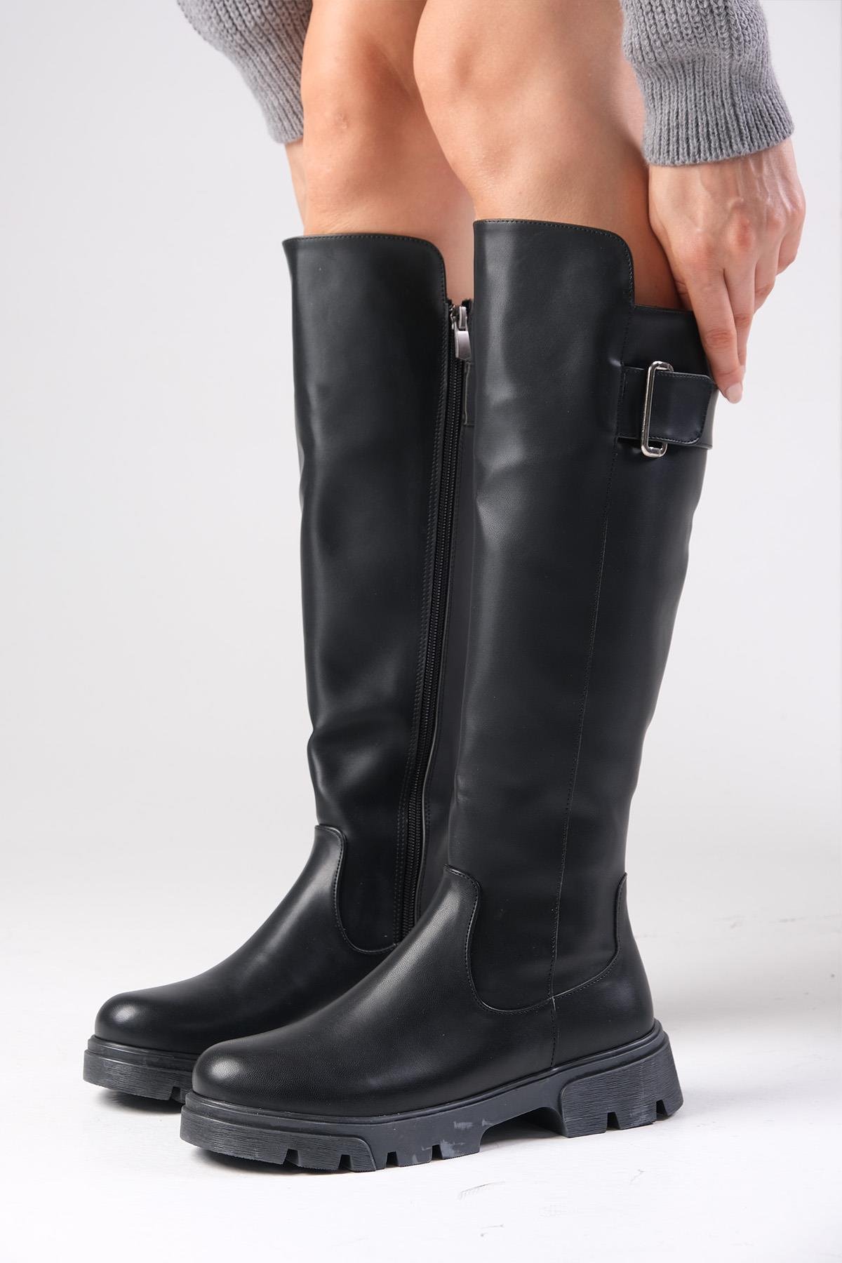 Arya Siyah Renk Fermuarlı Postal Çizme