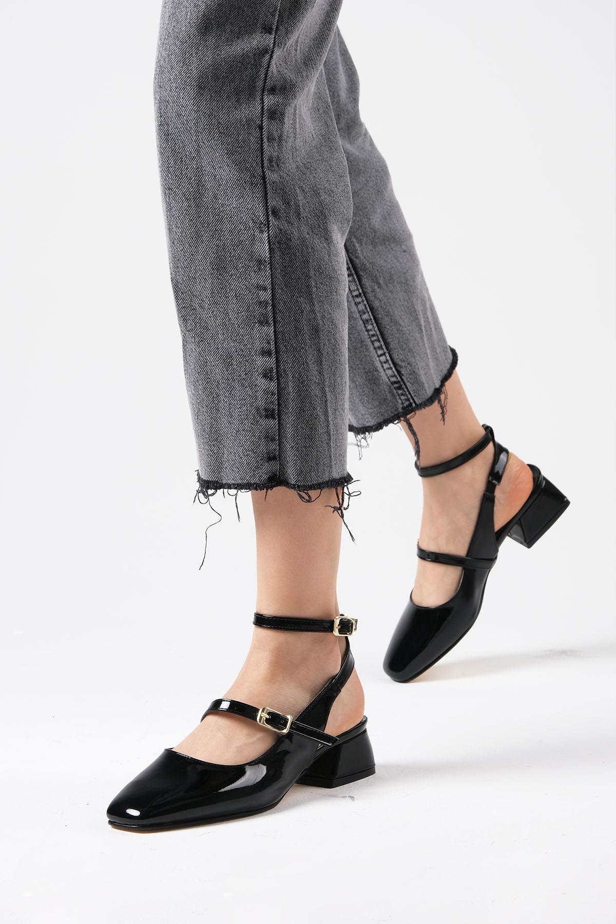 Audrey Siyah Renk Rugan Kısa Topuklu Ayakkabı