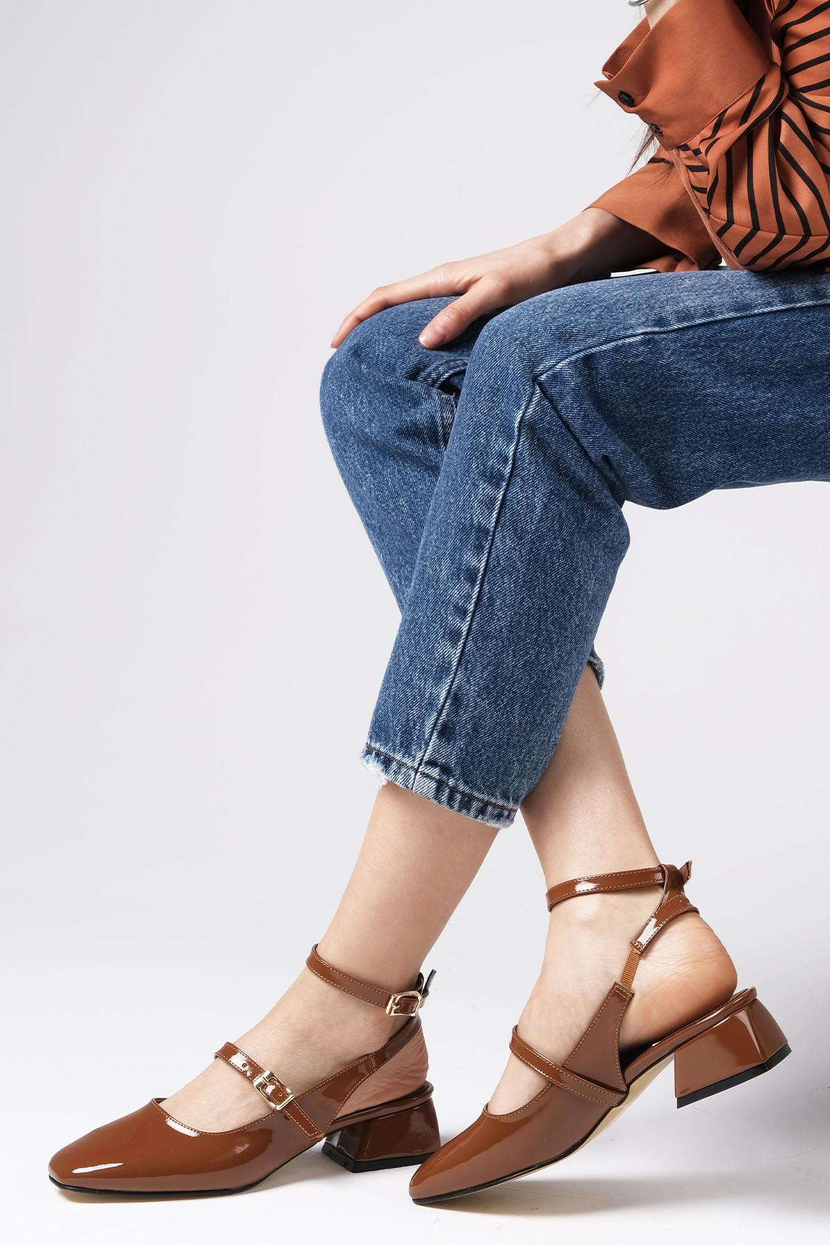 Audrey Taba Renk Rugan Kısa Topuklu Ayakkabı