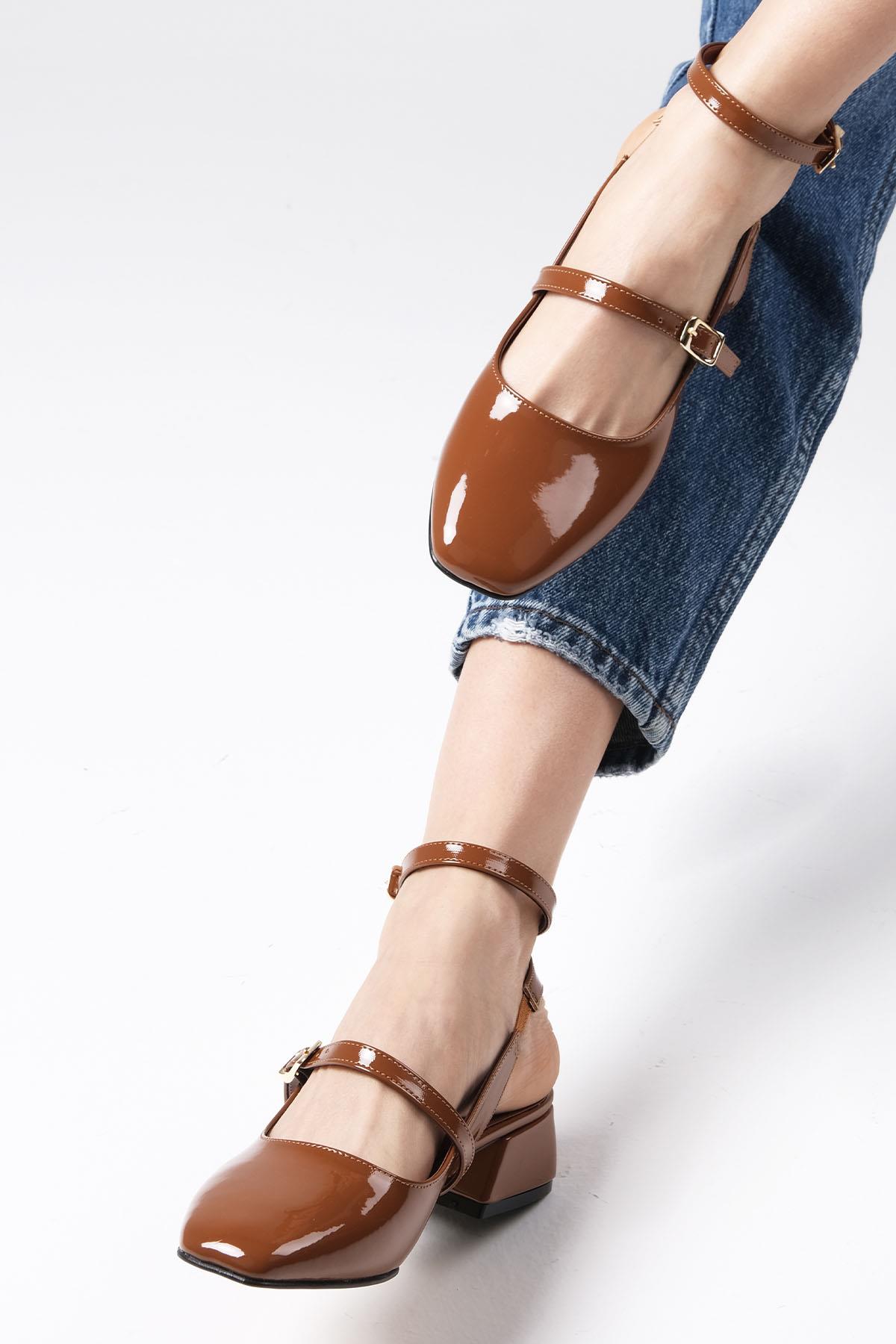 Audrey Taba Renk Rugan Kısa Topuklu Ayakkabı