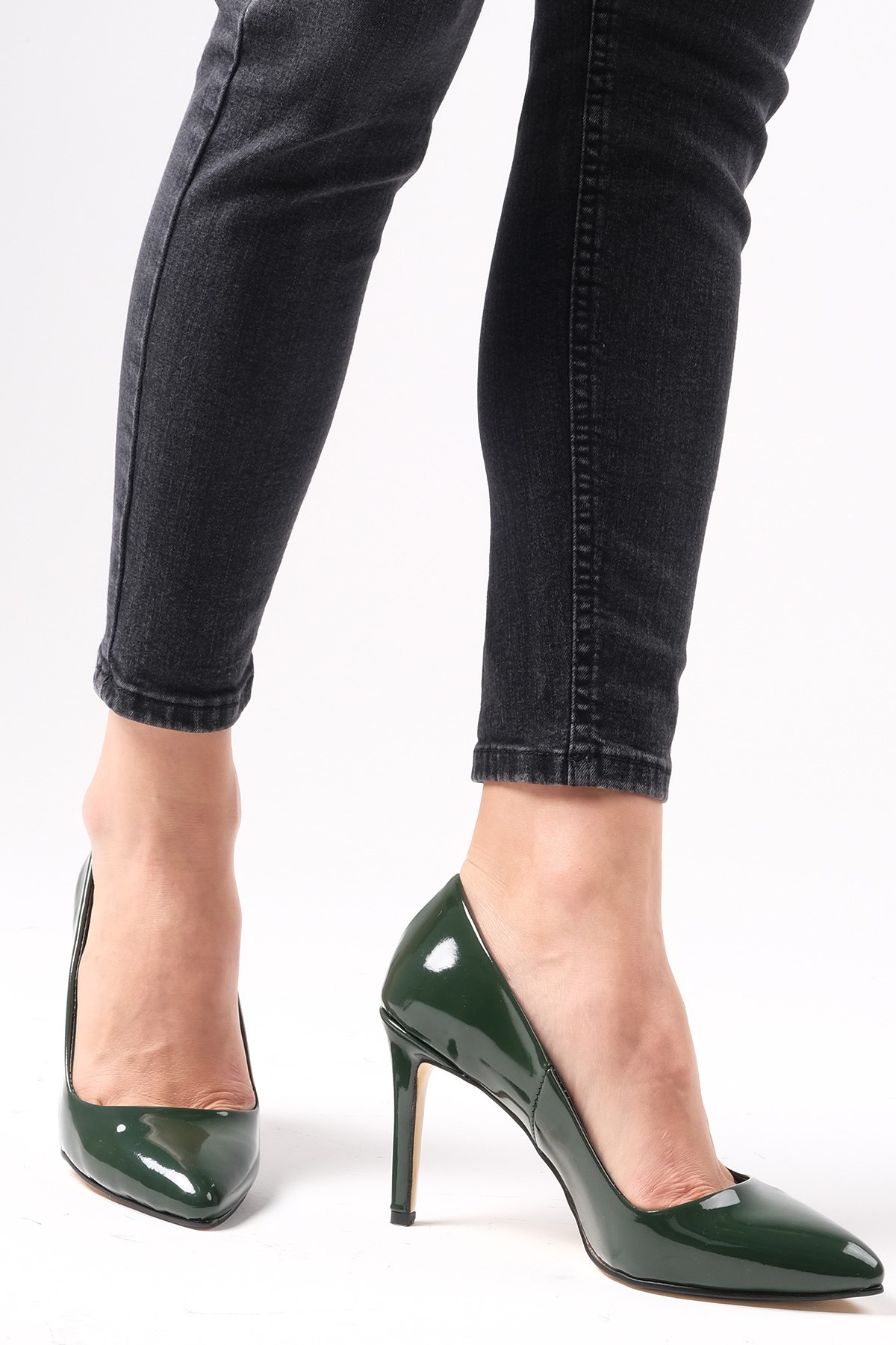 Basic Yeşil Renk Rugan Stiletto