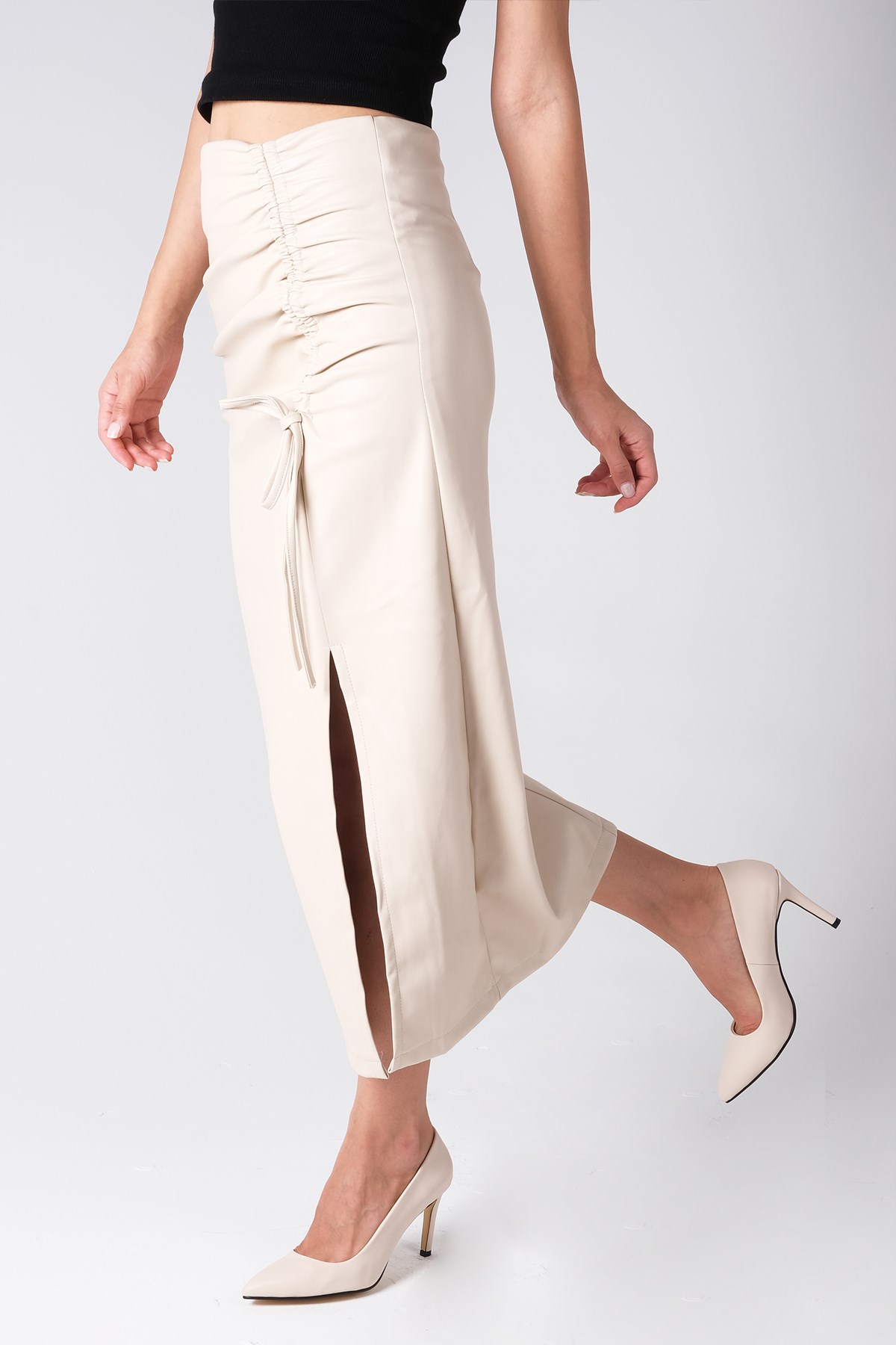 MIOROPA Bej Renk Deri Yırtmaçlı Etek